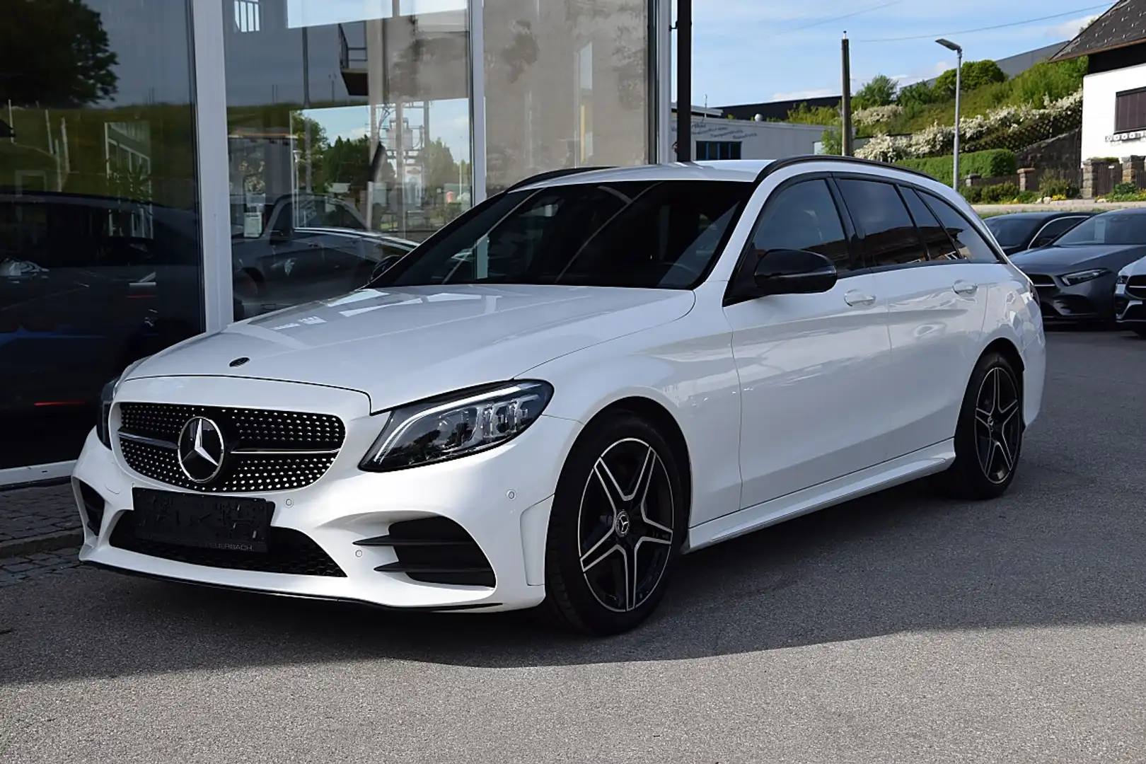 Mercedes-Benz C 220 d AMG Line (EURO 6d-TEMP) Weiß - 2
