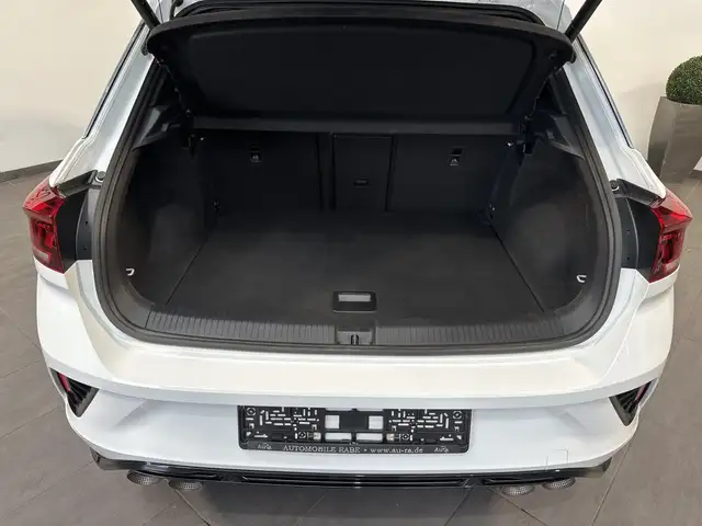 Volkswagen T-Roc view 6