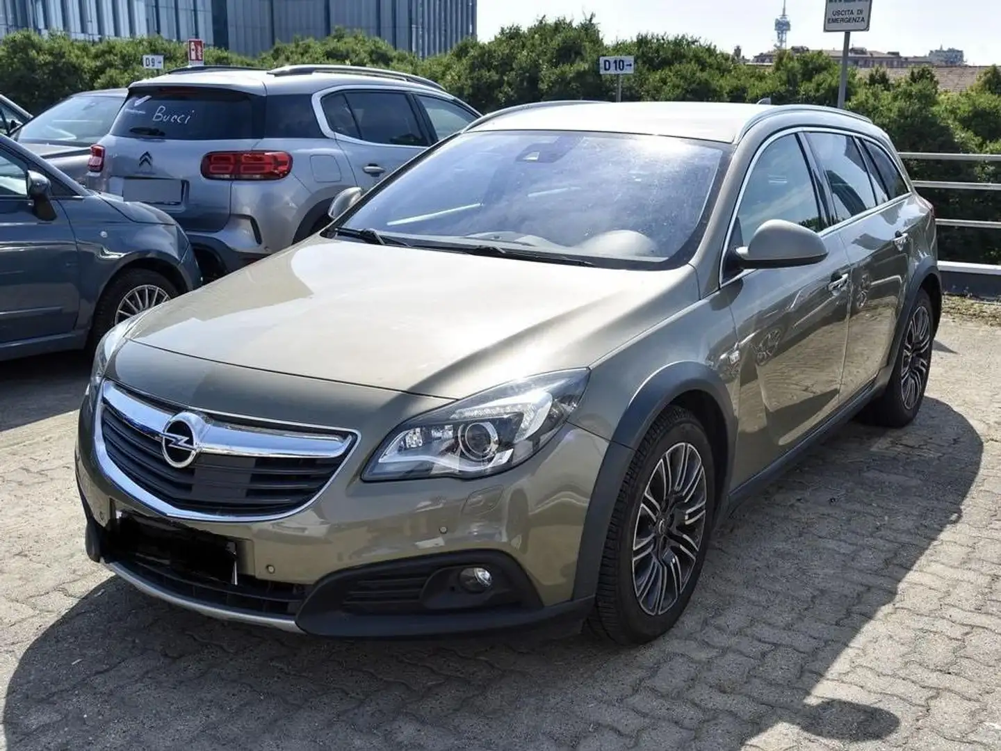 Opel Insignia Insignia Country Tourer 2.0 cdti 4x4 170cv E6 Beige - 1