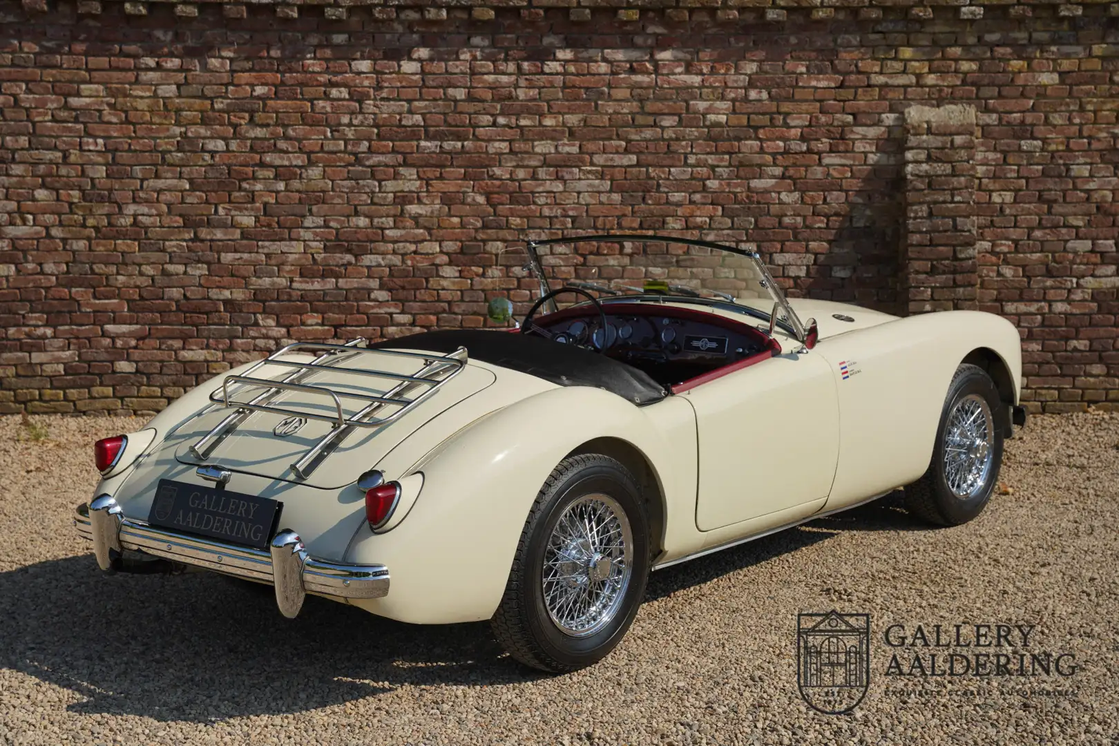 MG MGA Restored condition, fantastic driving, upgraded en Wit - 2
