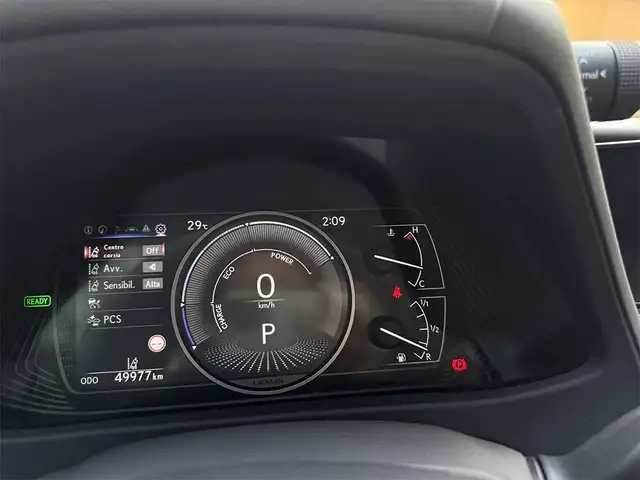 Lexus UX view 13