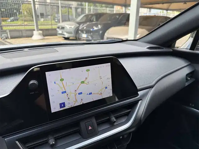 Lexus UX view 20