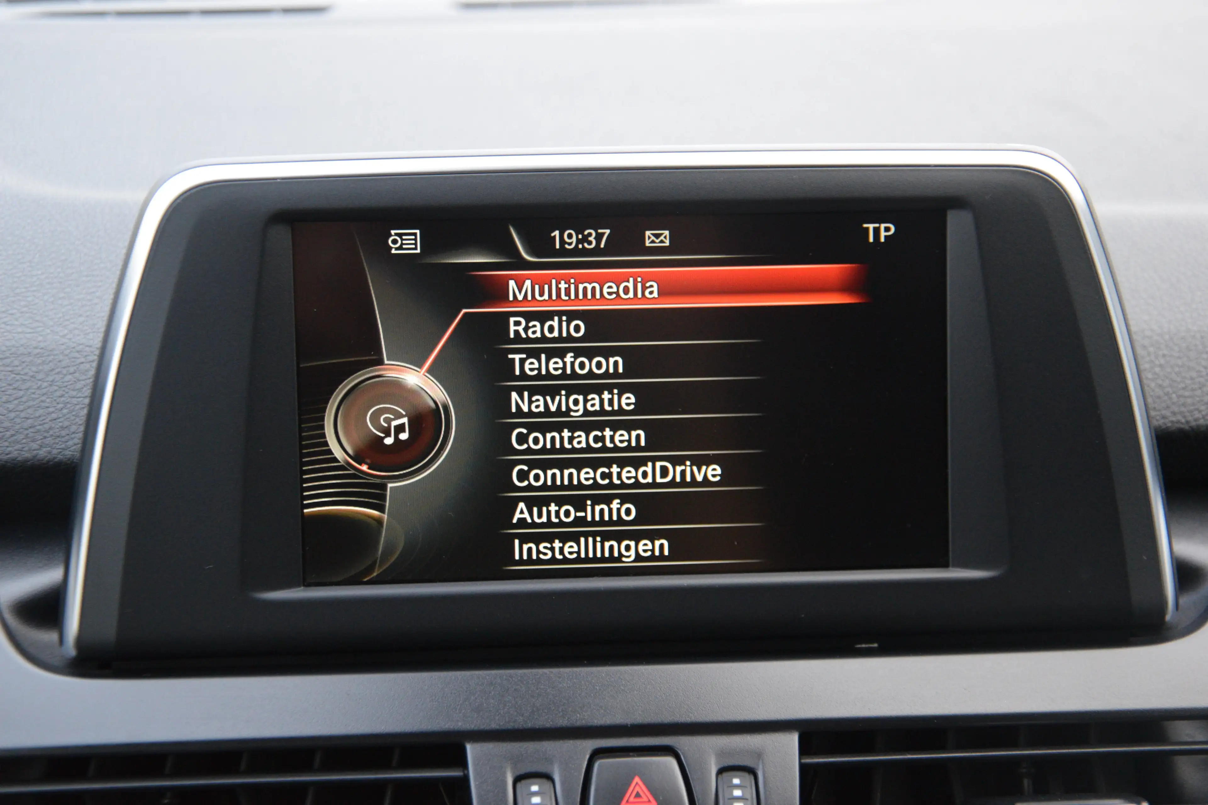 BMW 216 Gran Tourer 216 dA 7pl. — photo 9