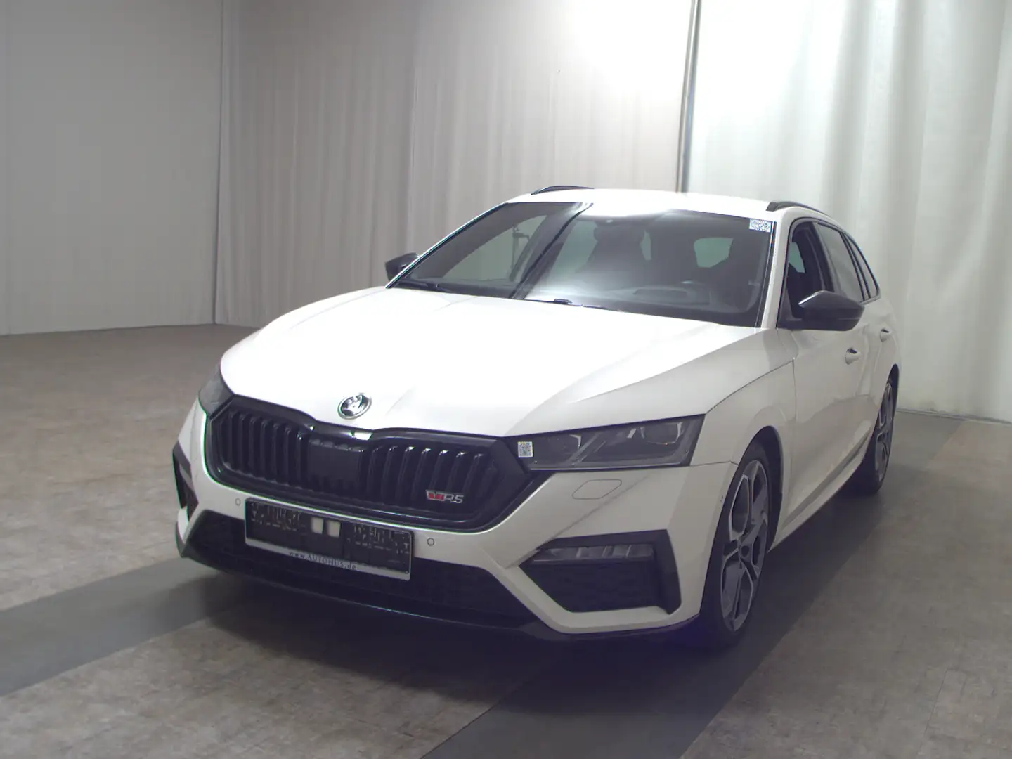 Skoda Octavia Kombi 2.0 TDI RS T-Leder Navi vc LED AHK Fehér - 2