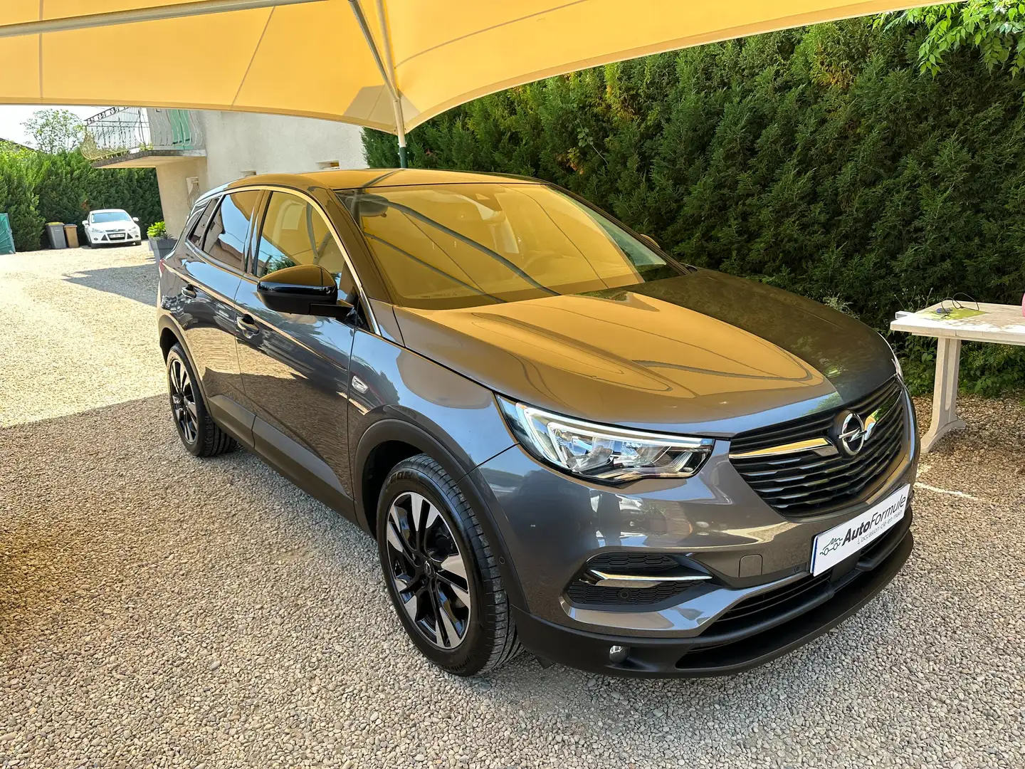 Opel Grandland X 1.2 Turbo 130ch Design Line 2019 Gris - 1