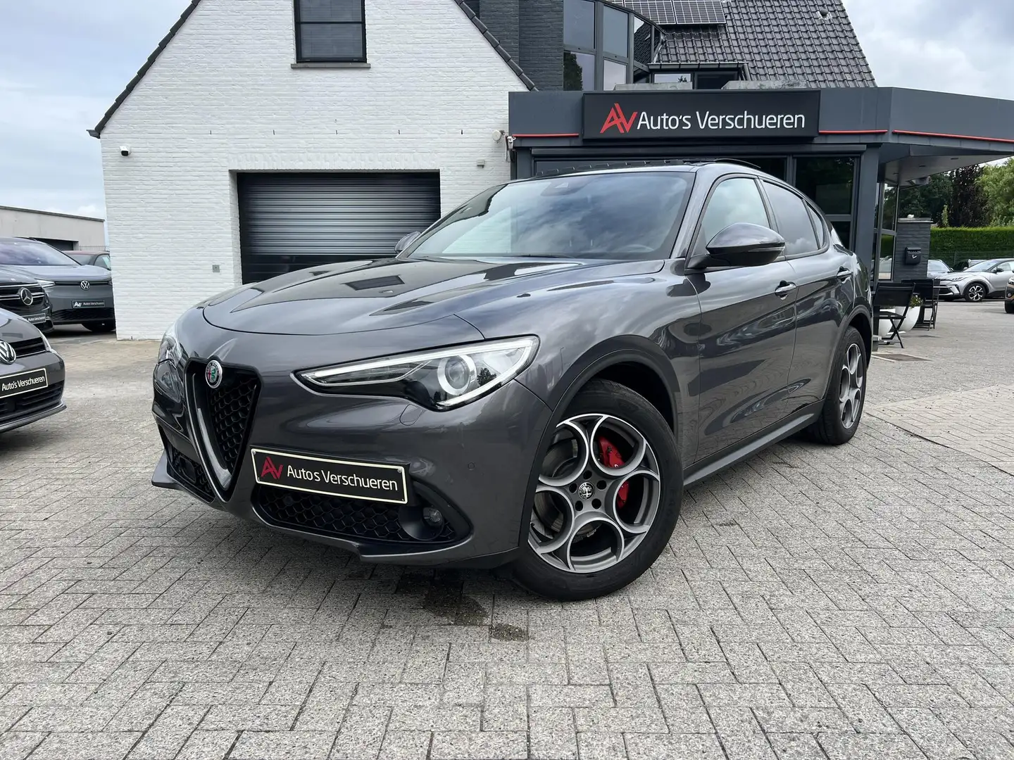 Alfa Romeo Stelvio 2.2 JTD AT8 ** Pano | Memory | Navi/Carplay Gris - 2