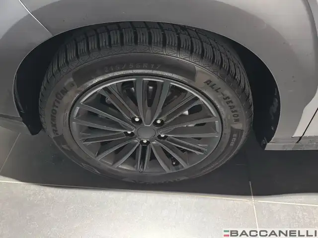 Hyundai Kona view 9