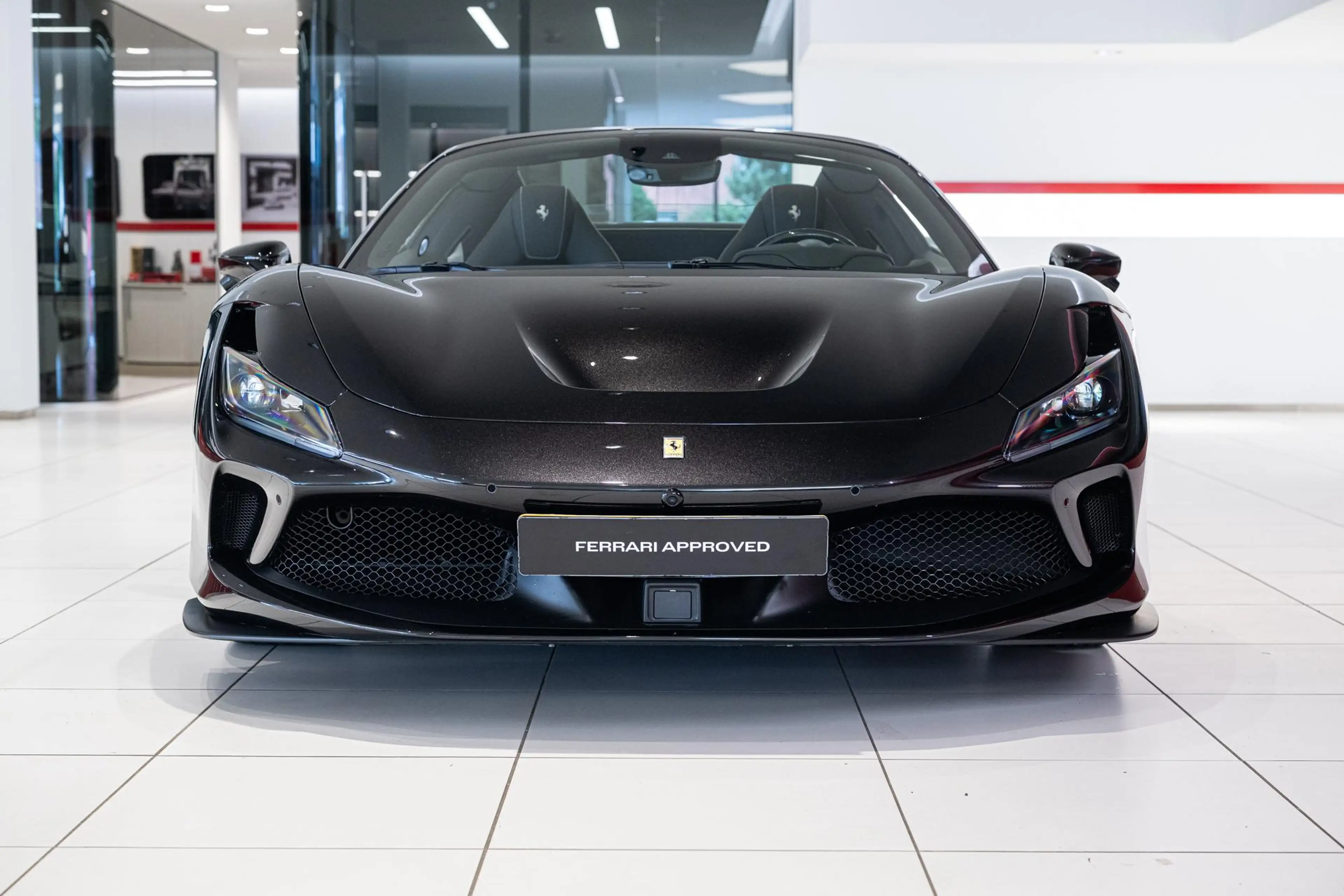 Ferrari F8 Spider - Kroymans Ferrari — photo 3