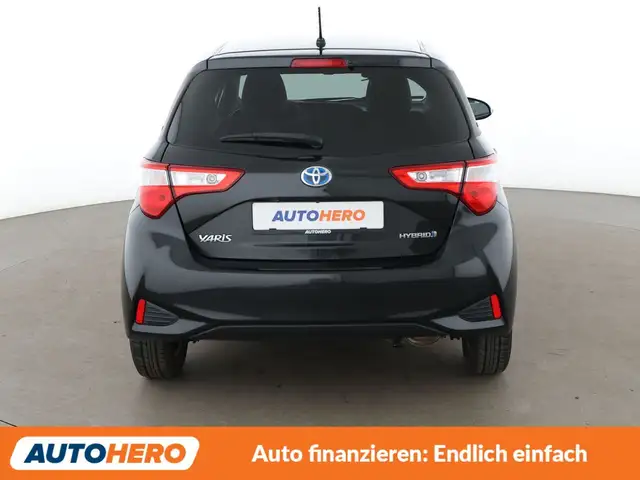 Toyota Yaris view 5