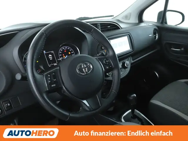 Toyota Yaris view 11