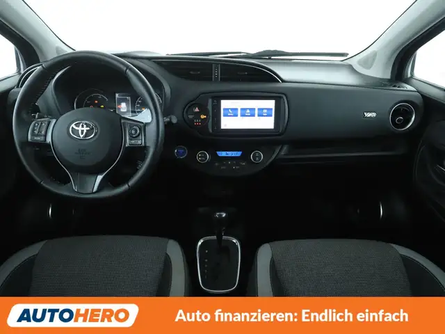 Toyota Yaris view 12