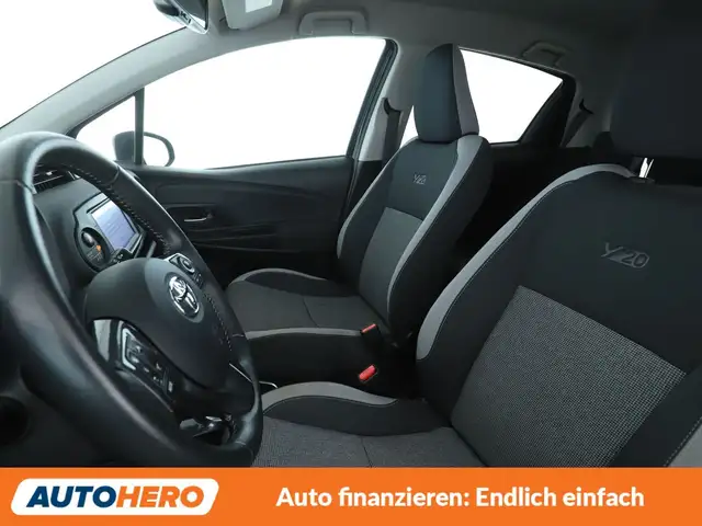 Toyota Yaris view 10