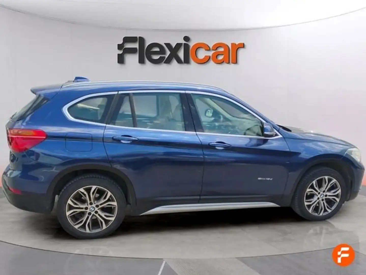 BMW X1 sDrive 18d Azul - 2