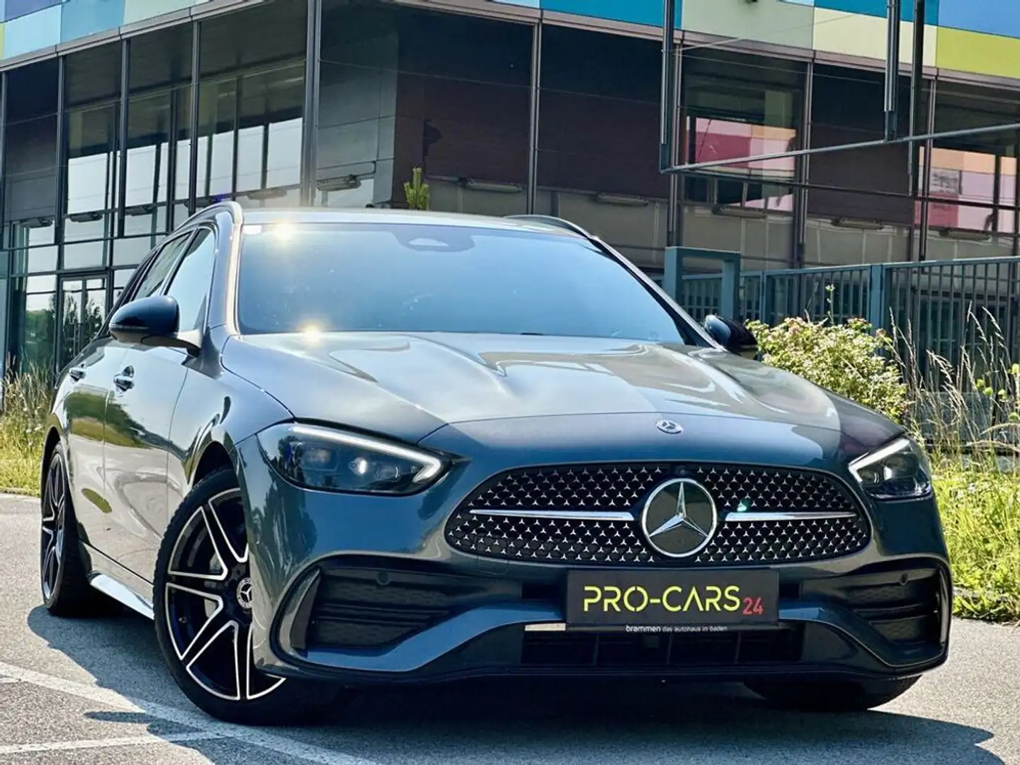 Mercedes-Benz C 200 // AMG-Line // 360 Kamera Gris - 1