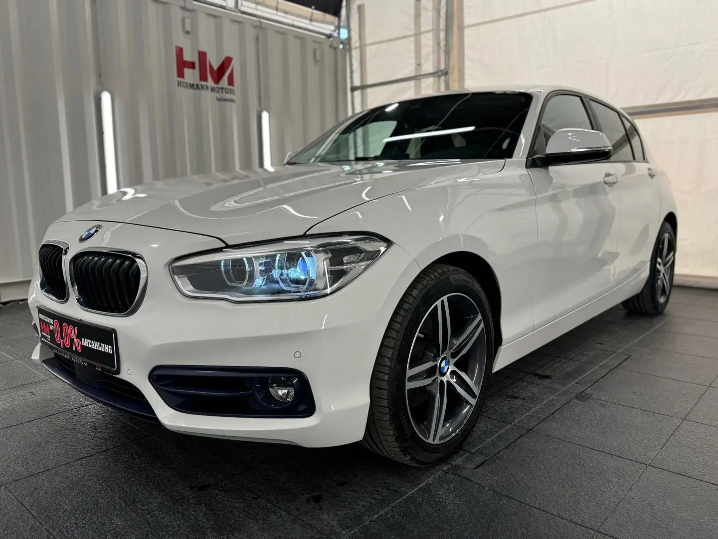 BMW 120 d xDrive Sport Line/LED/ACC/SHZ/Bluet./Navi Weiß - 1