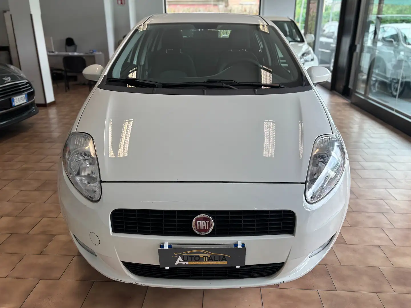 Fiat Punto 5p 1.4 natural power *NEOPATENTATI Bianco - 2