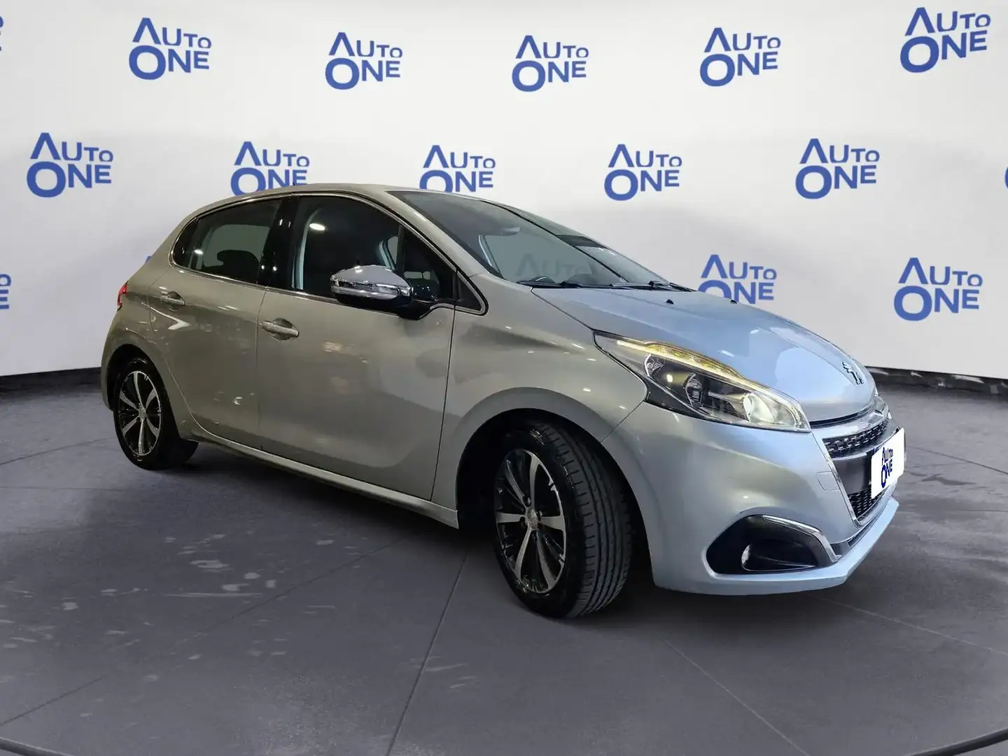 Peugeot 208 1.6 BlueHdi 75Cv Allure - autoone.it Gris - 1