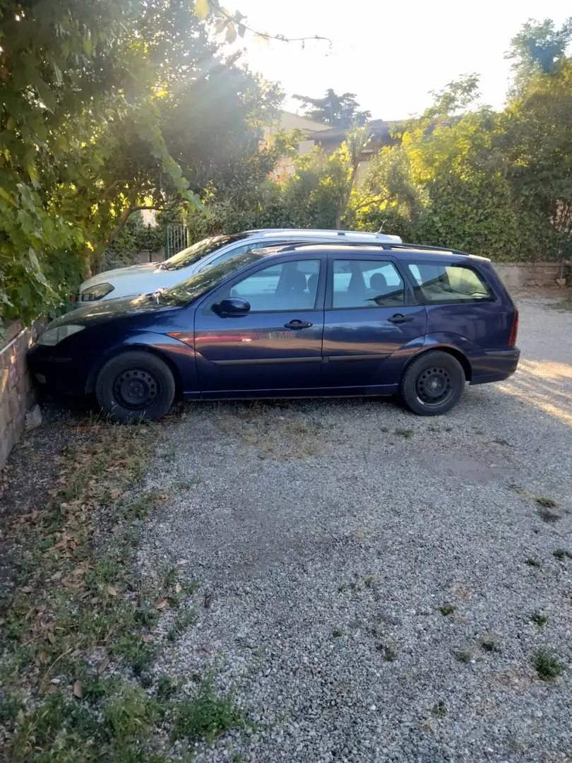 Ford Focus SW 1.8 td Ambiente FL - 1