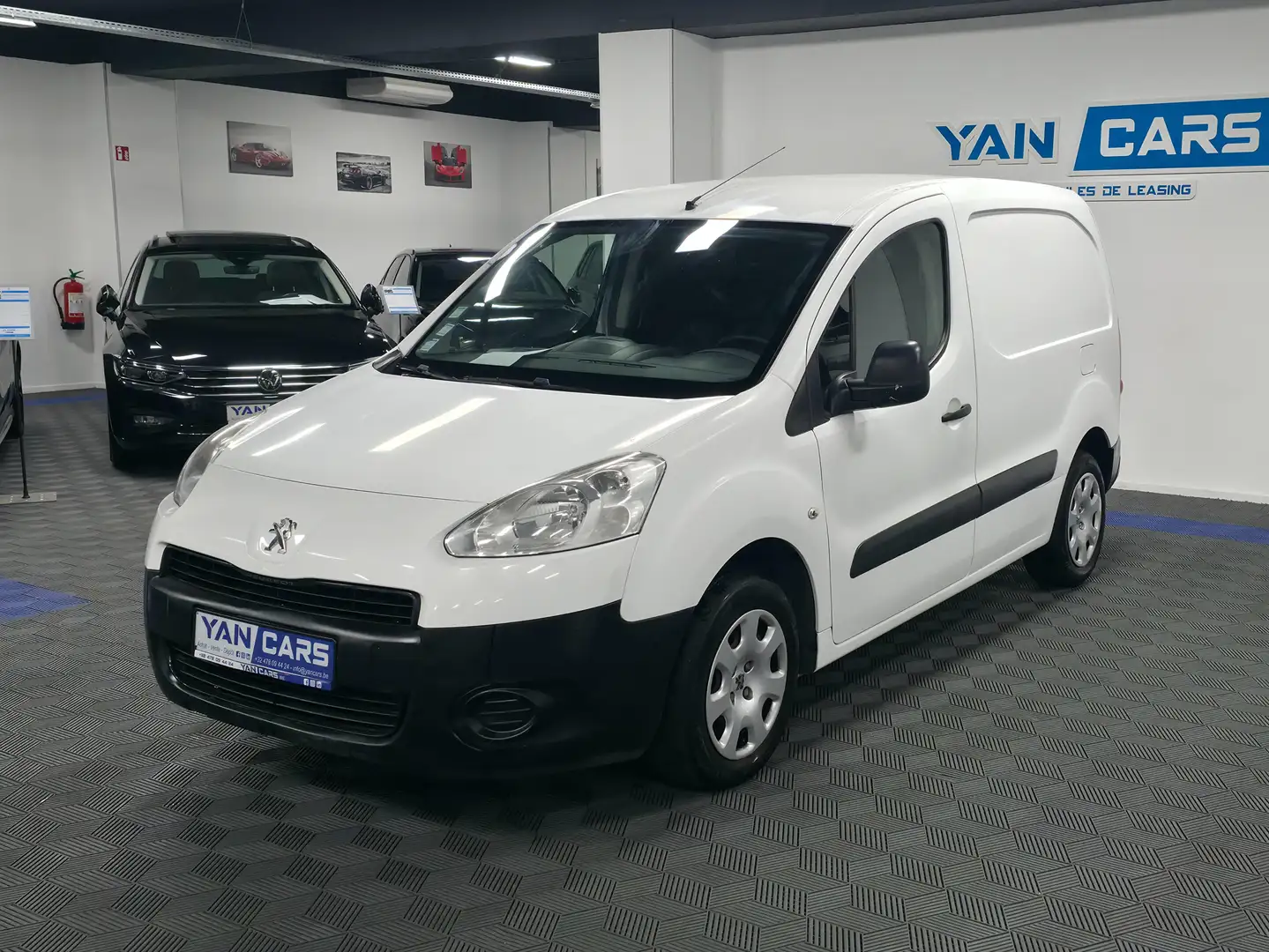 Peugeot Partner 1.6 HDi L1H1 Confort * IDEAL PETIT BUDGET * Wit - 2