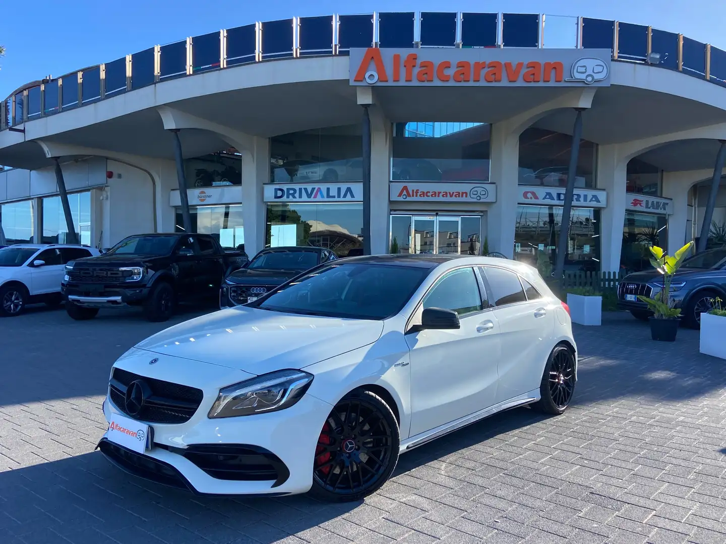 Mercedes-Benz A 45 AMG 4matic 381cv auto Blanc - 1