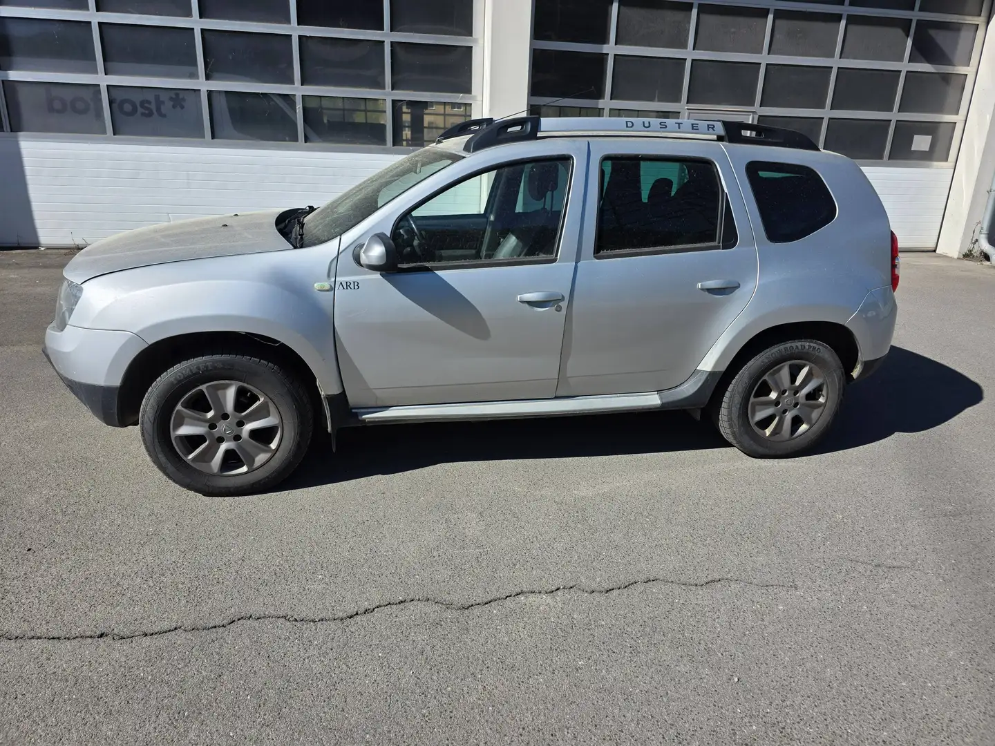 Dacia Duster Duster Urban Explorer dCi 110 S Grau - 1