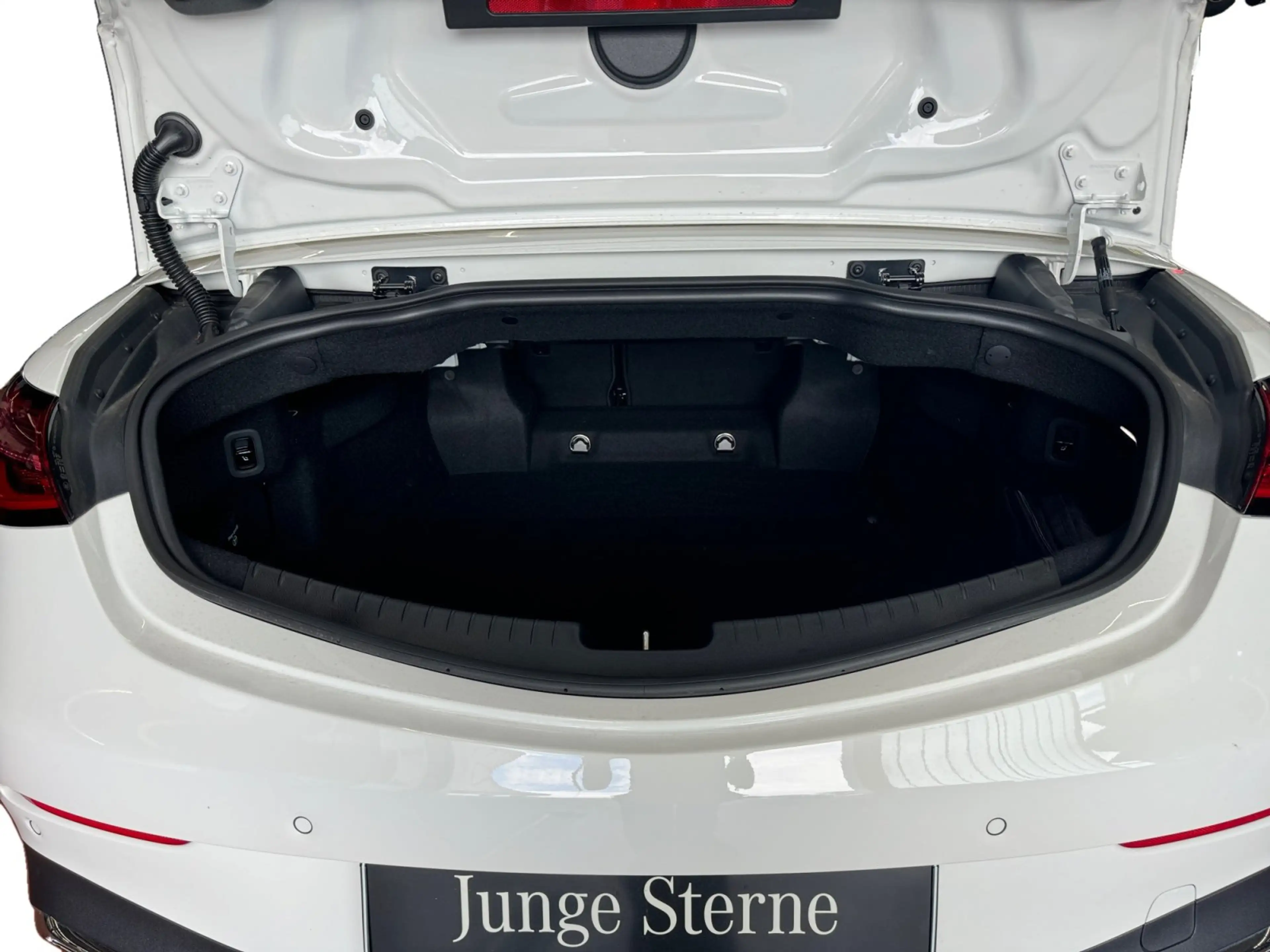 Mercedes-Benz CLE 200 Cabriolet AMG AHK/RFK/Tot/Distr/19"/Ambi — photo 12