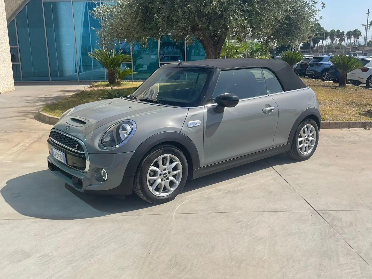MINI Cooper S Cabrio 2.0 Gri - 1