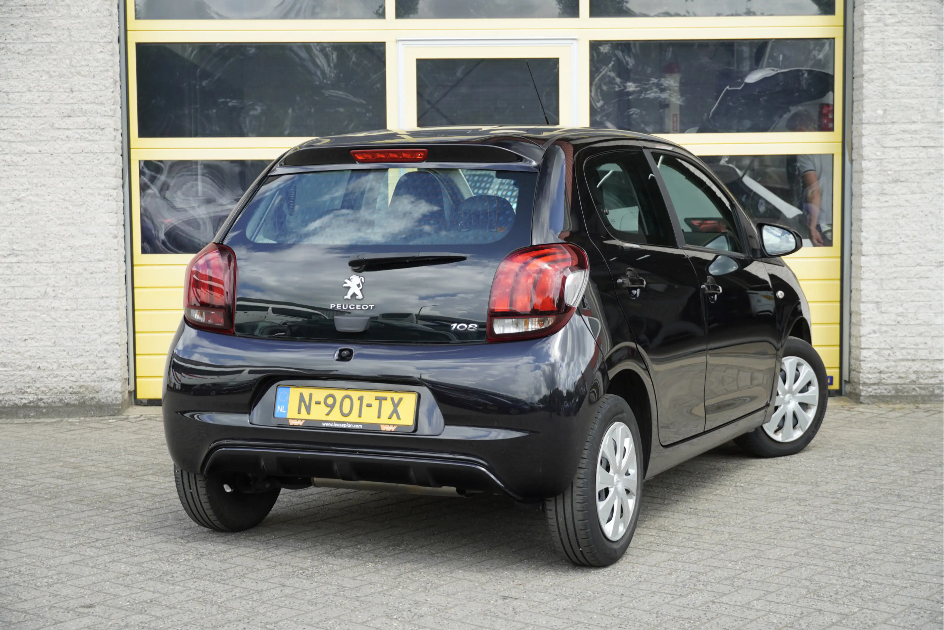 Peugeot 108 1.0 e-VTi 5drs Active BJ2022 Led dagrijverlichting — photo 4