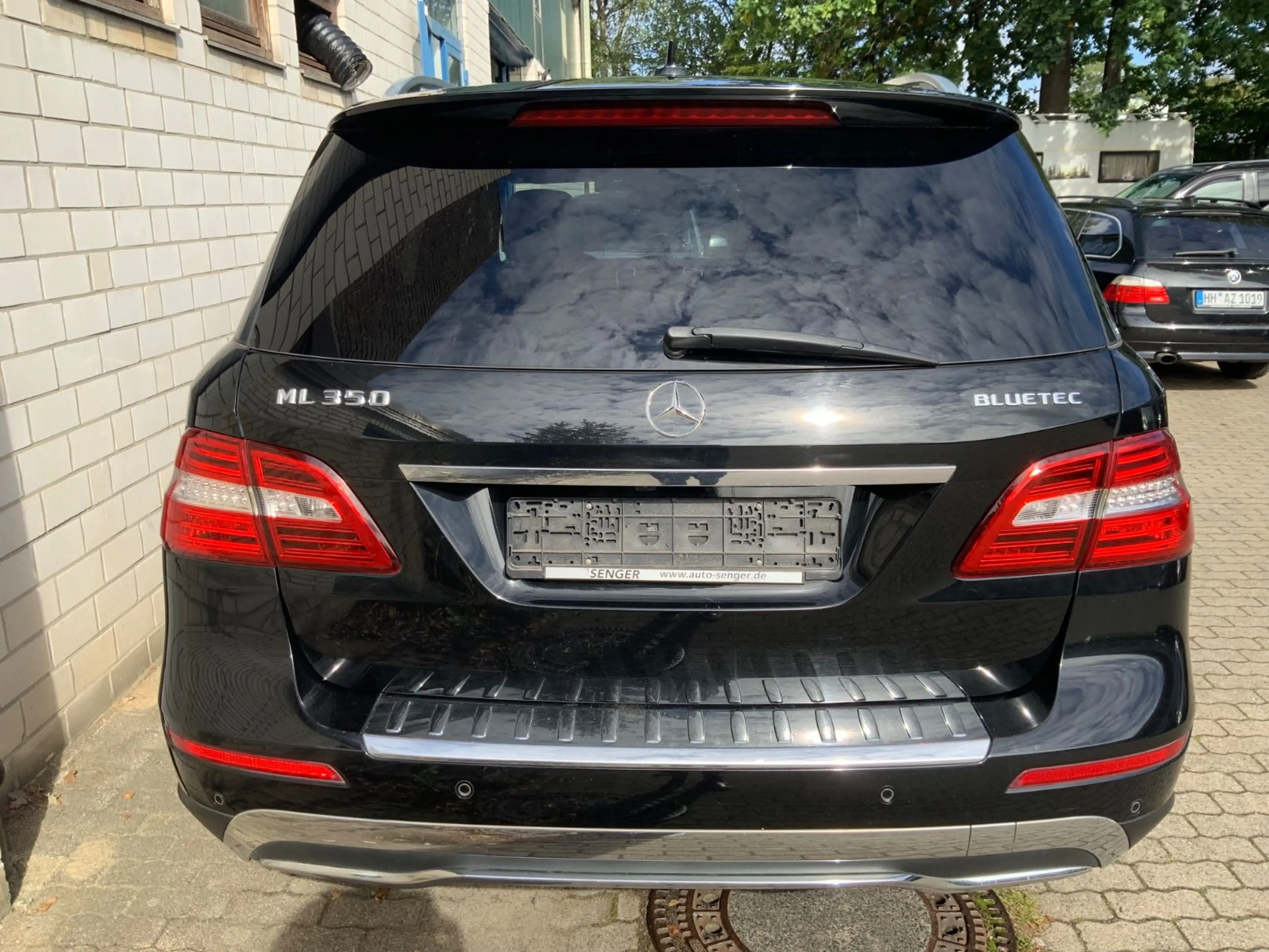 Mercedes-Benz ML 350 CDI BlueTec 4Matic Leder/DisT/AHK/Xen/Kam — photo 10
