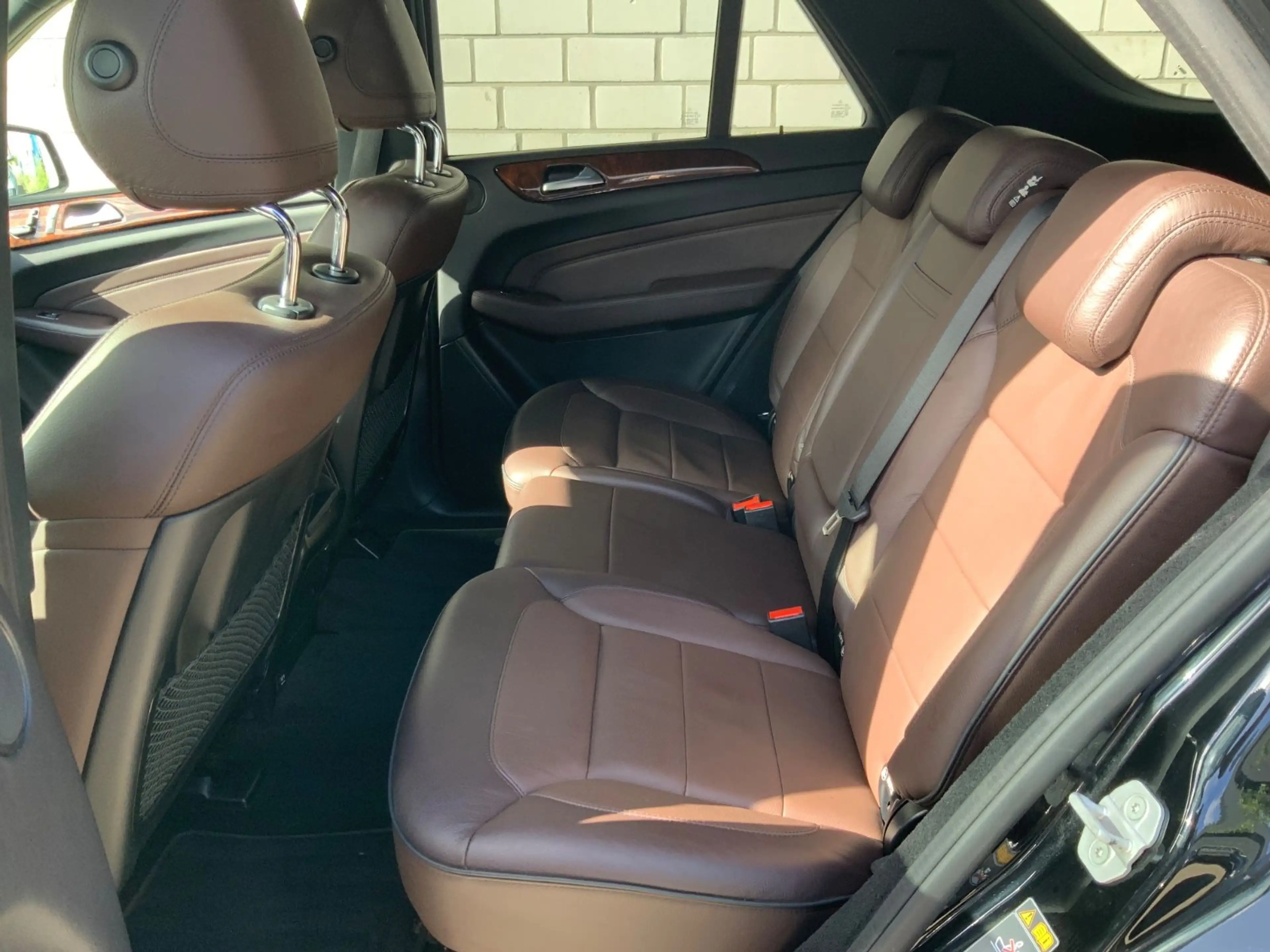 Mercedes-Benz ML 350 CDI BlueTec 4Matic Leder/DisT/AHK/Xen/Kam — photo 33