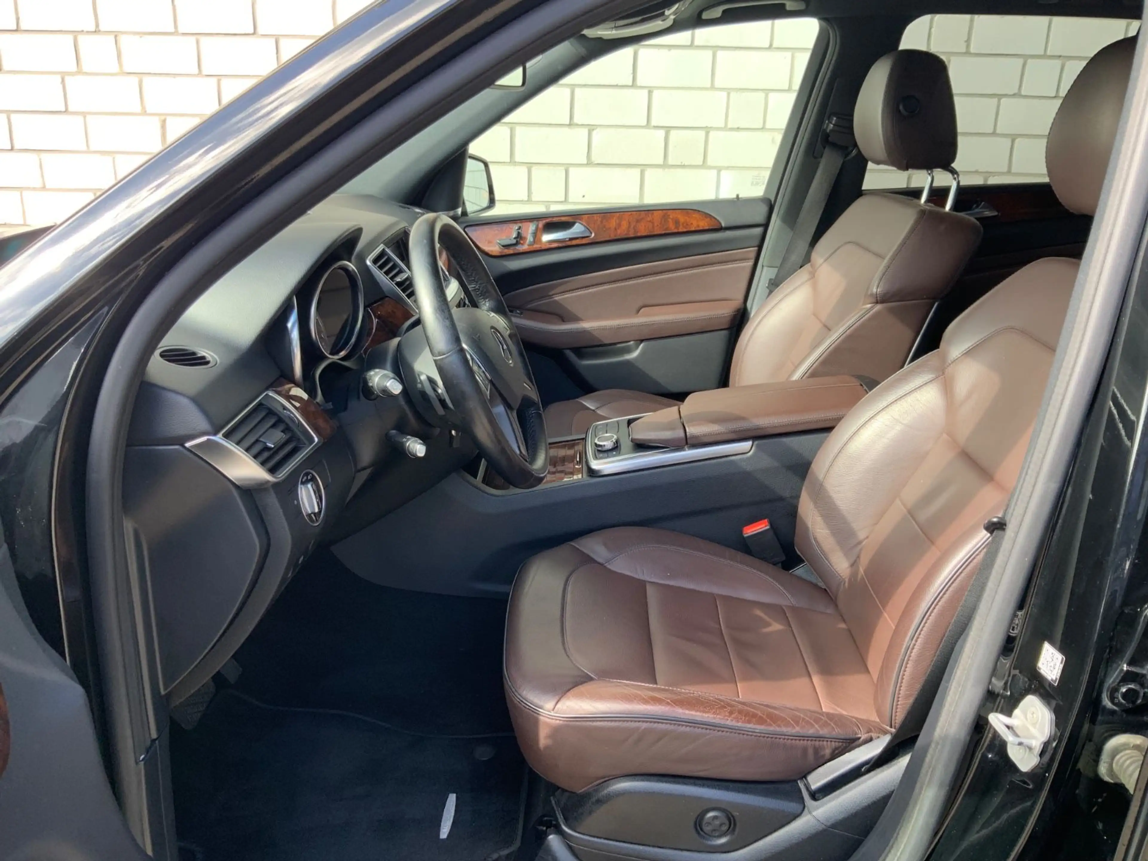Mercedes-Benz ML 350 CDI BlueTec 4Matic Leder/DisT/AHK/Xen/Kam — photo 17