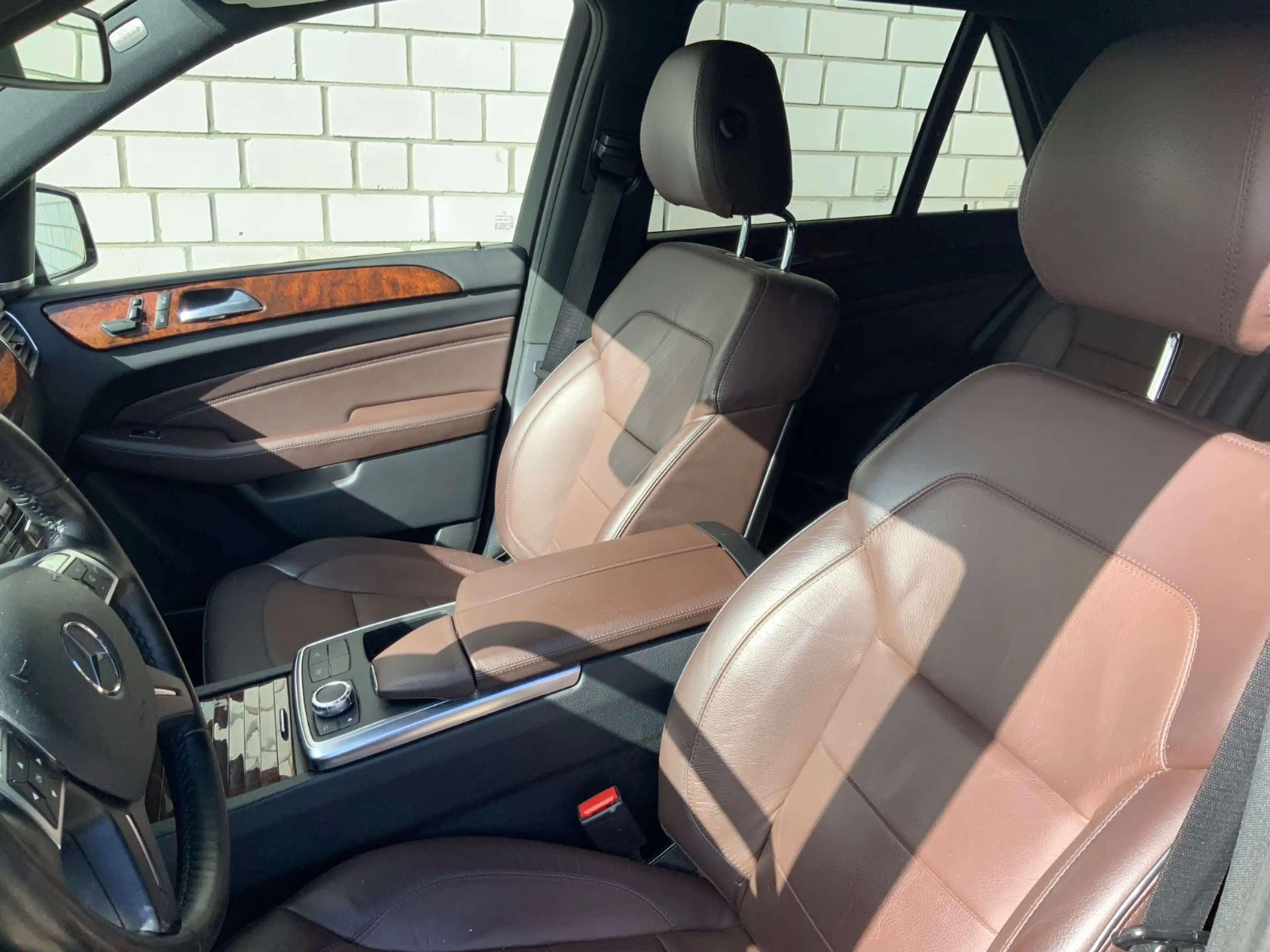 Mercedes-Benz ML 350 CDI BlueTec 4Matic Leder/DisT/AHK/Xen/Kam — photo 18