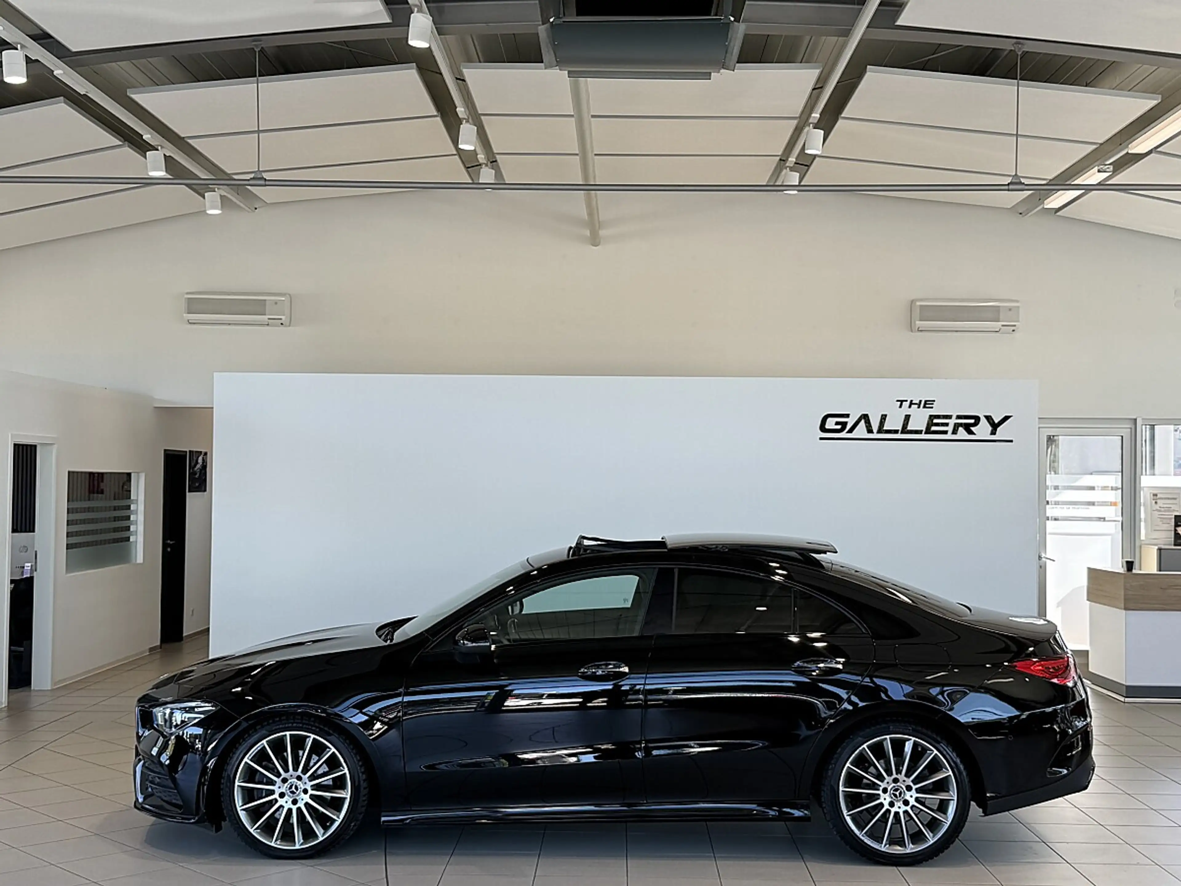 Mercedes-Benz CLA 220 d AMG-Line*Panorama*Keyless*Spur*Kamera — photo 8