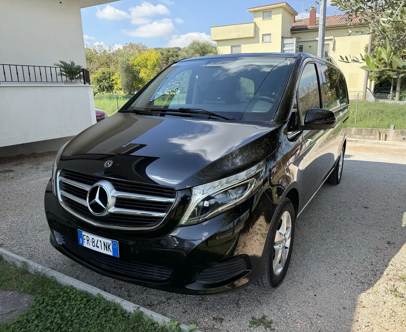 Mercedes-Benz Viano v220d Long Czarny - 1