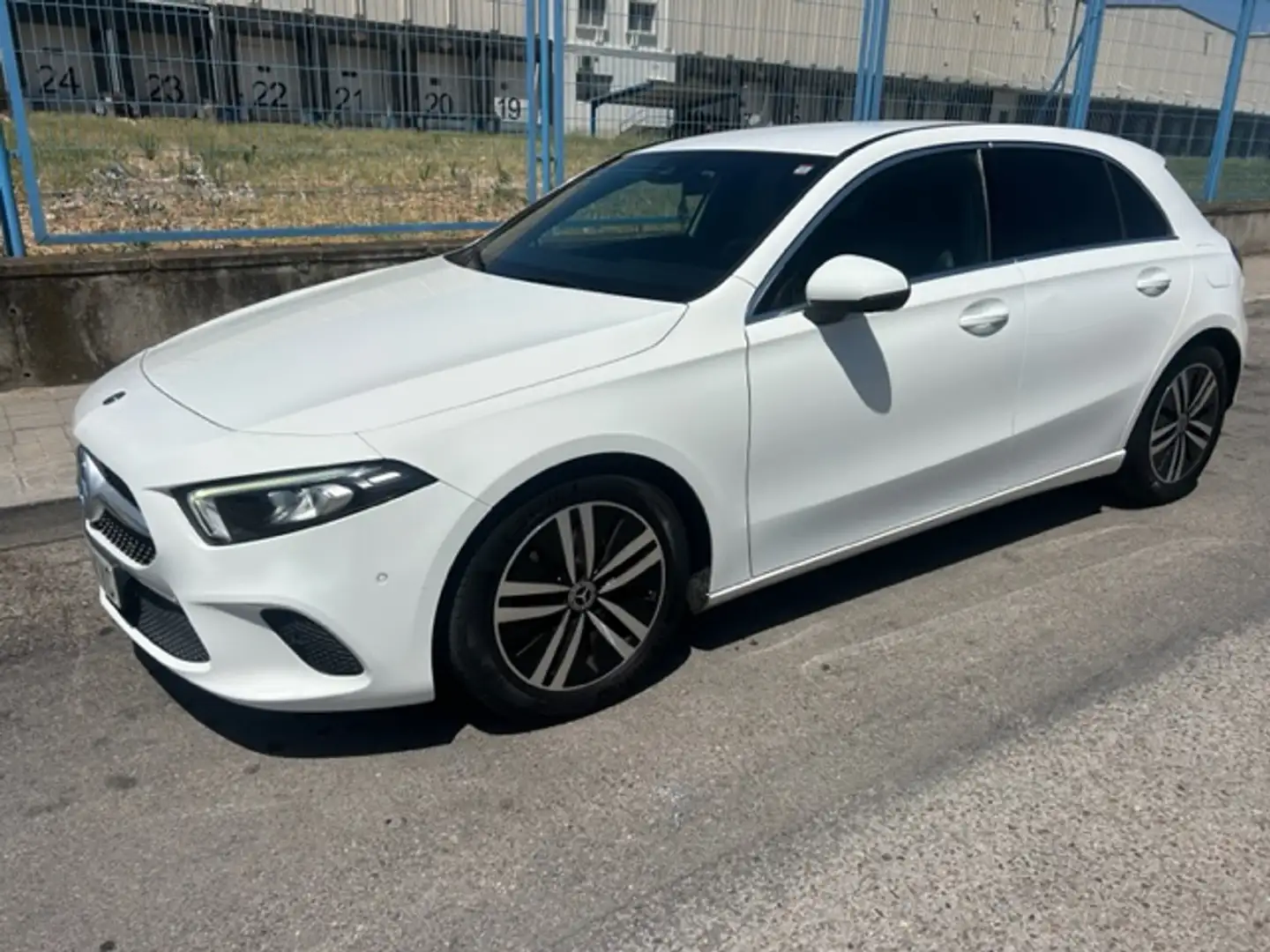 Mercedes-Benz A 180 180d 7G-DCT Blanco - 1