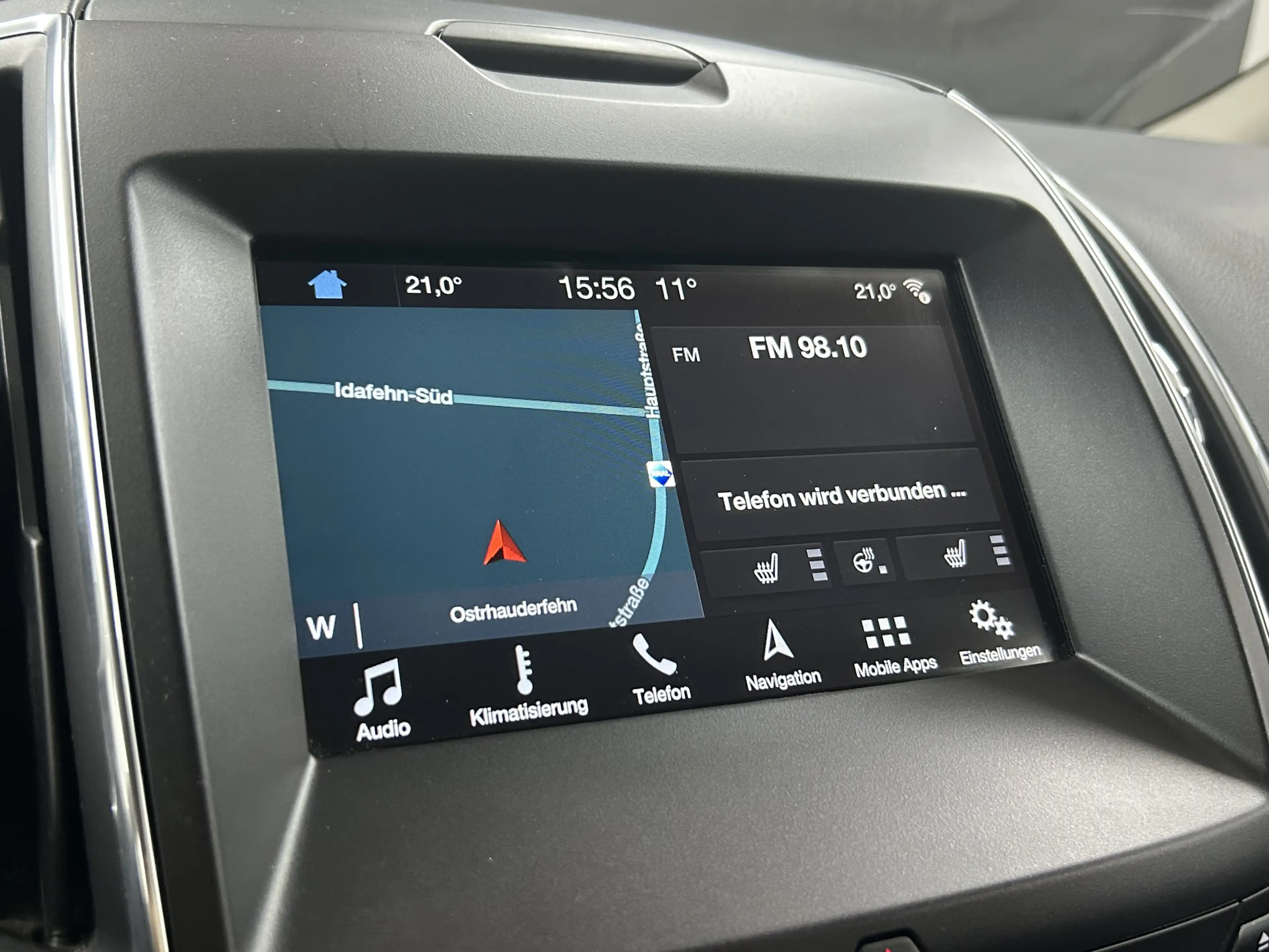Ford Galaxy Titanium 7-Sitzer+LED+Temp+Keyless+Kamera — photo 14