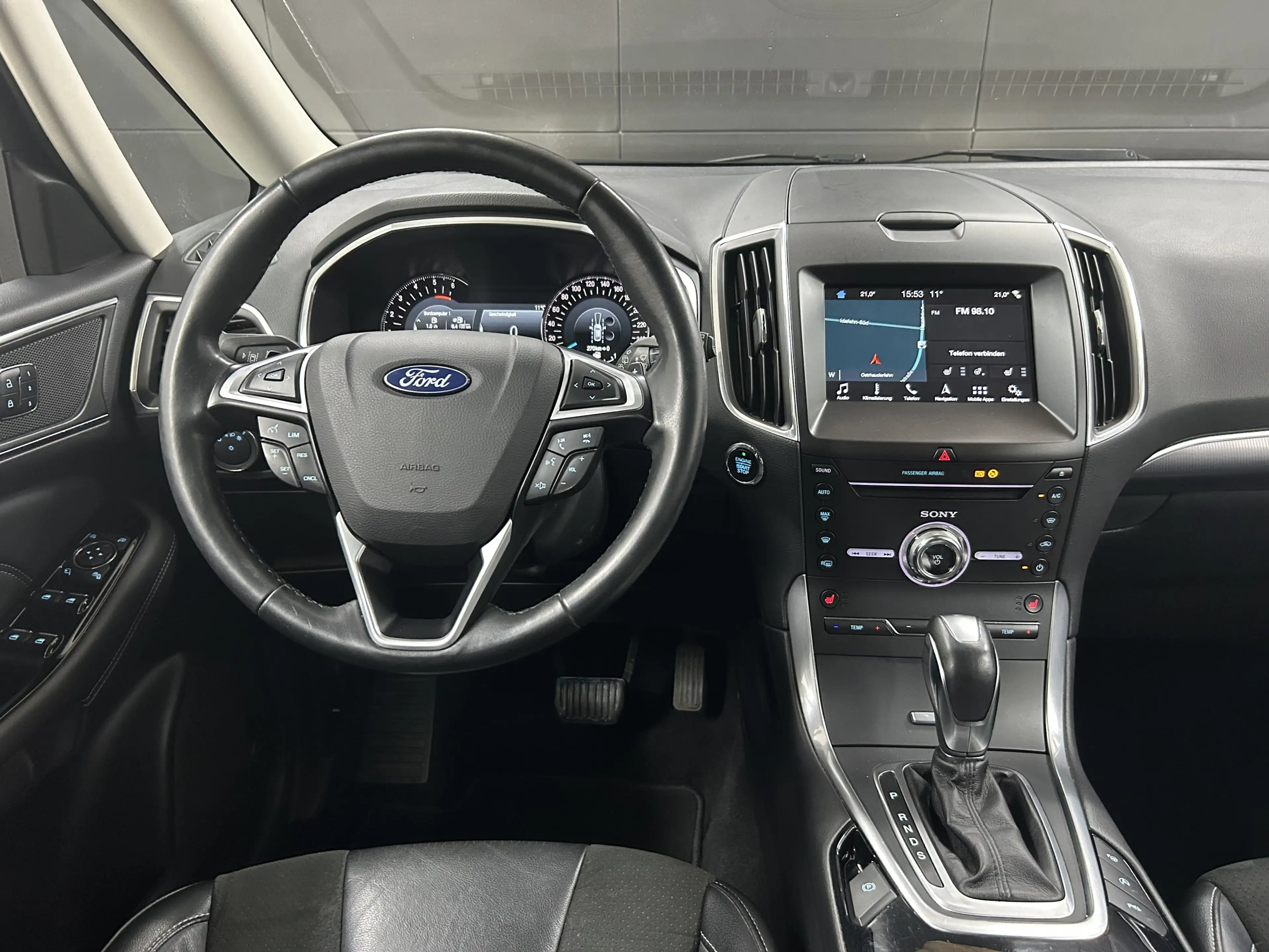 Ford Galaxy Titanium 7-Sitzer+LED+Temp+Keyless+Kamera — photo 12