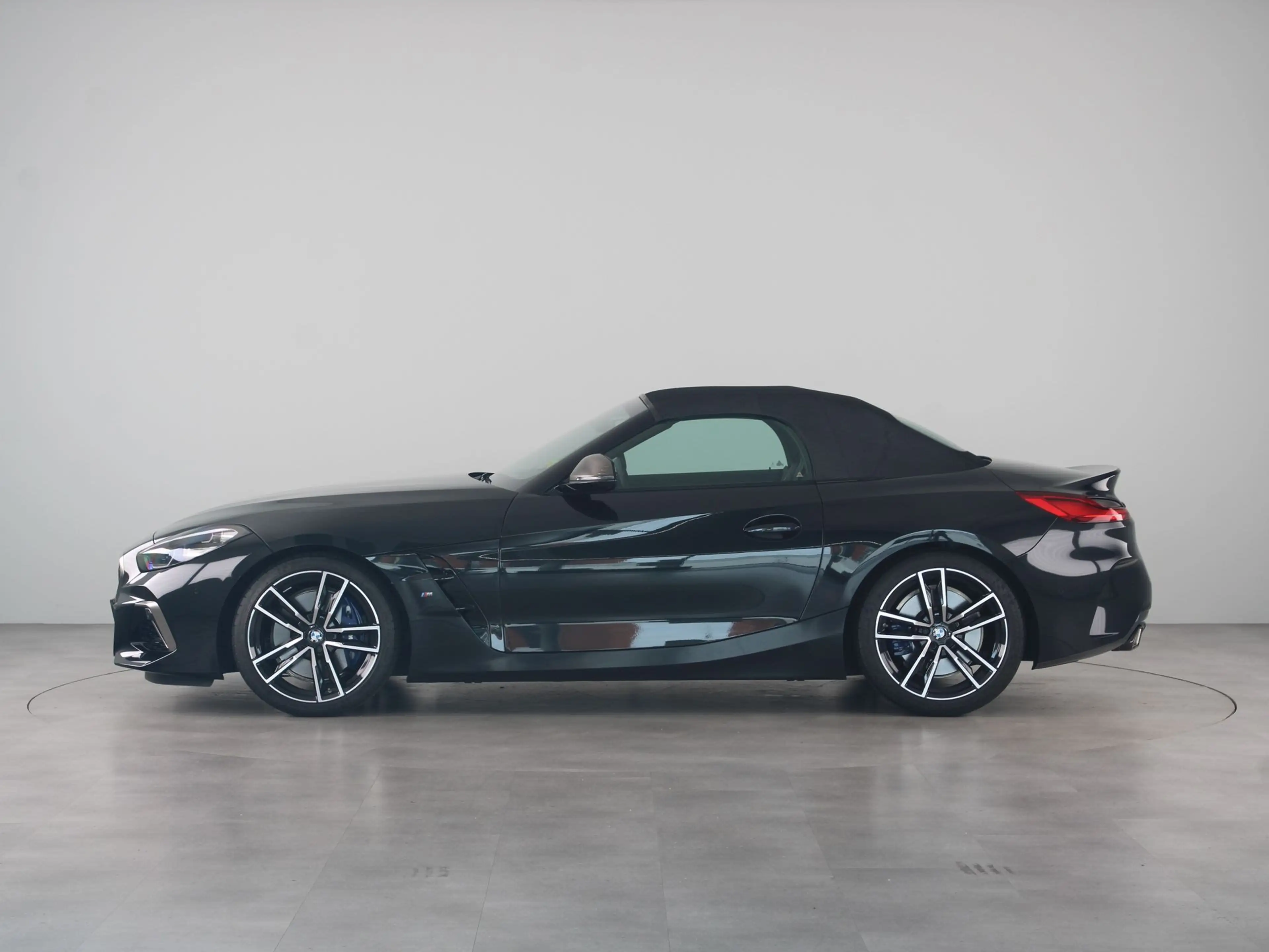 BMW Z4 M40i Roadster High Executive Edition — photo 15