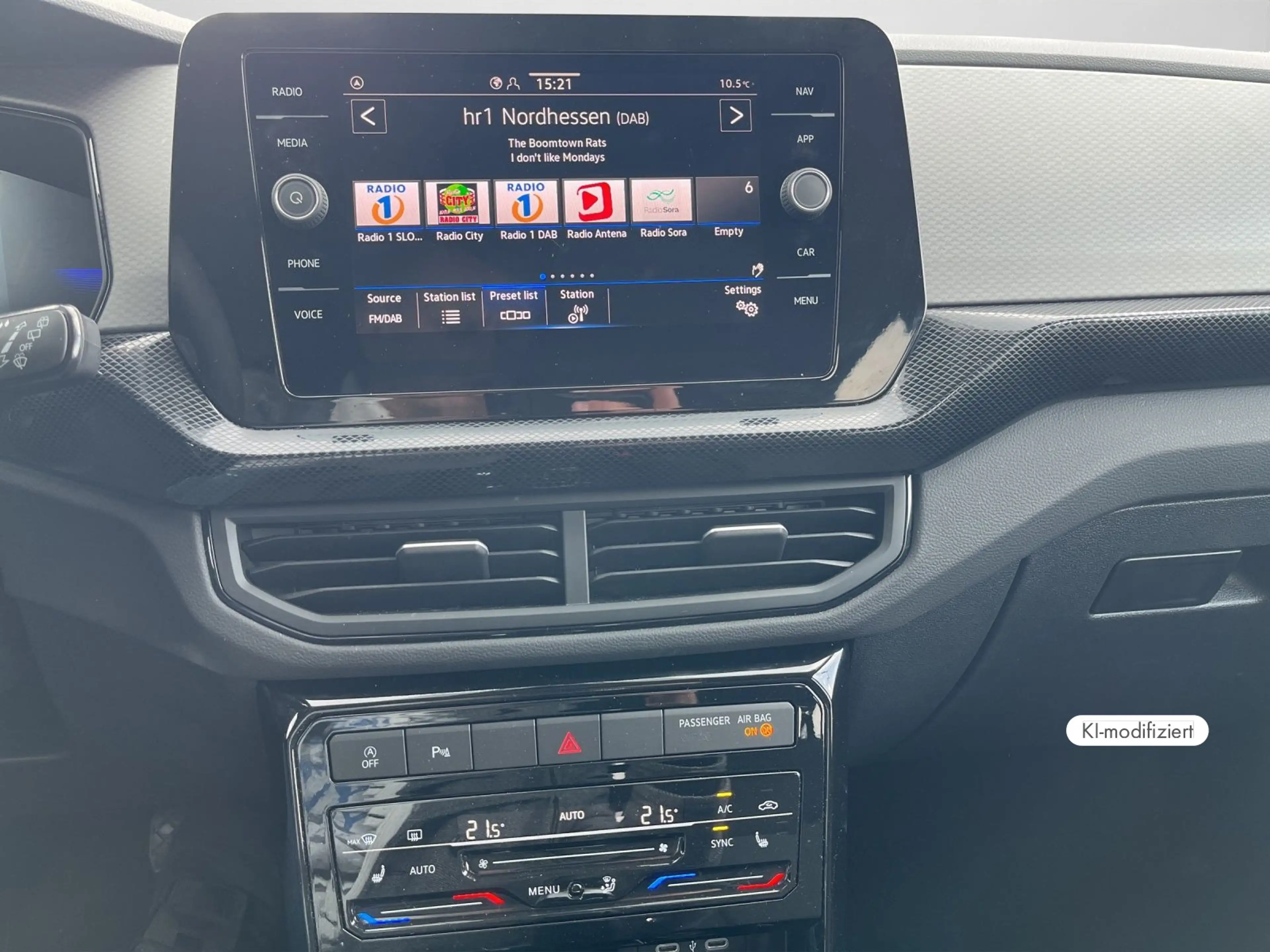 Volkswagen T-Cross Life 1,0 TSI DSG | ACC | App-Connect | A — photo 11