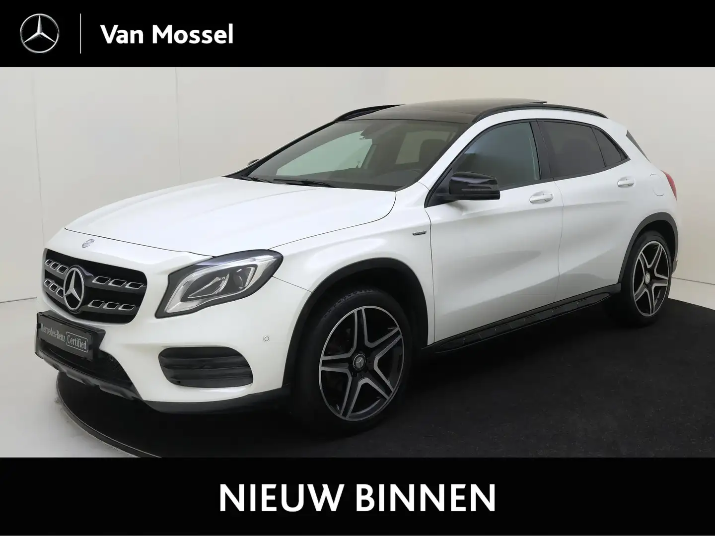 Mercedes-Benz GLA 200 Premium AMG /Panoramadak /Achteruitrijcamera /Nigh Wit - 1