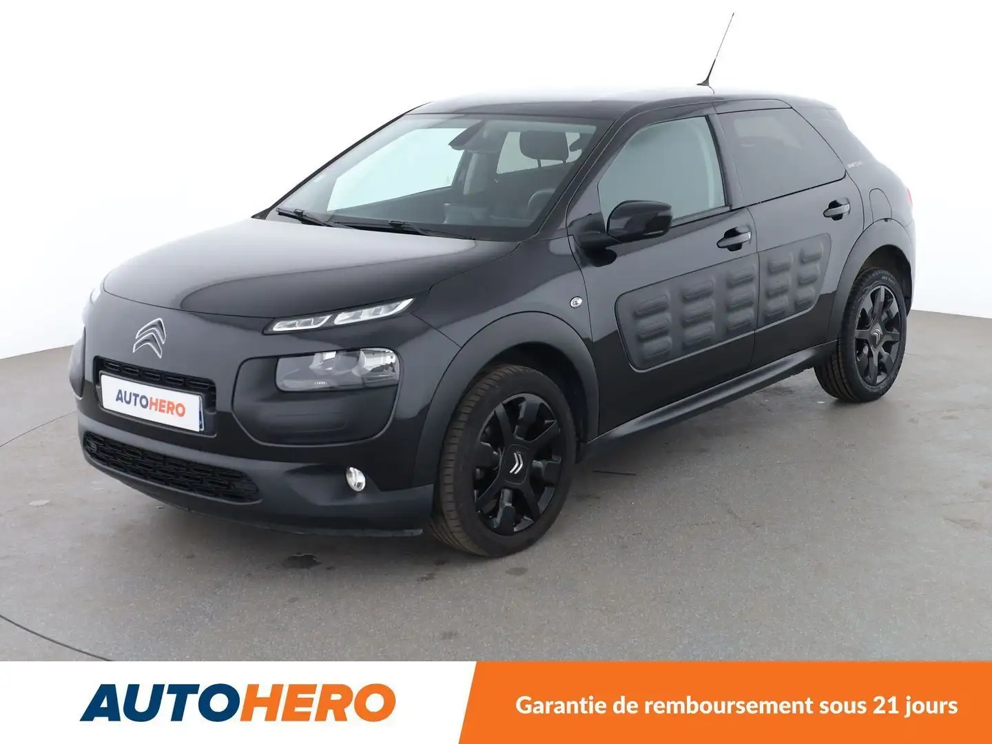 Citroen C4 Cactus 1.2 PureTech OneTone EAT6 Noir - 1