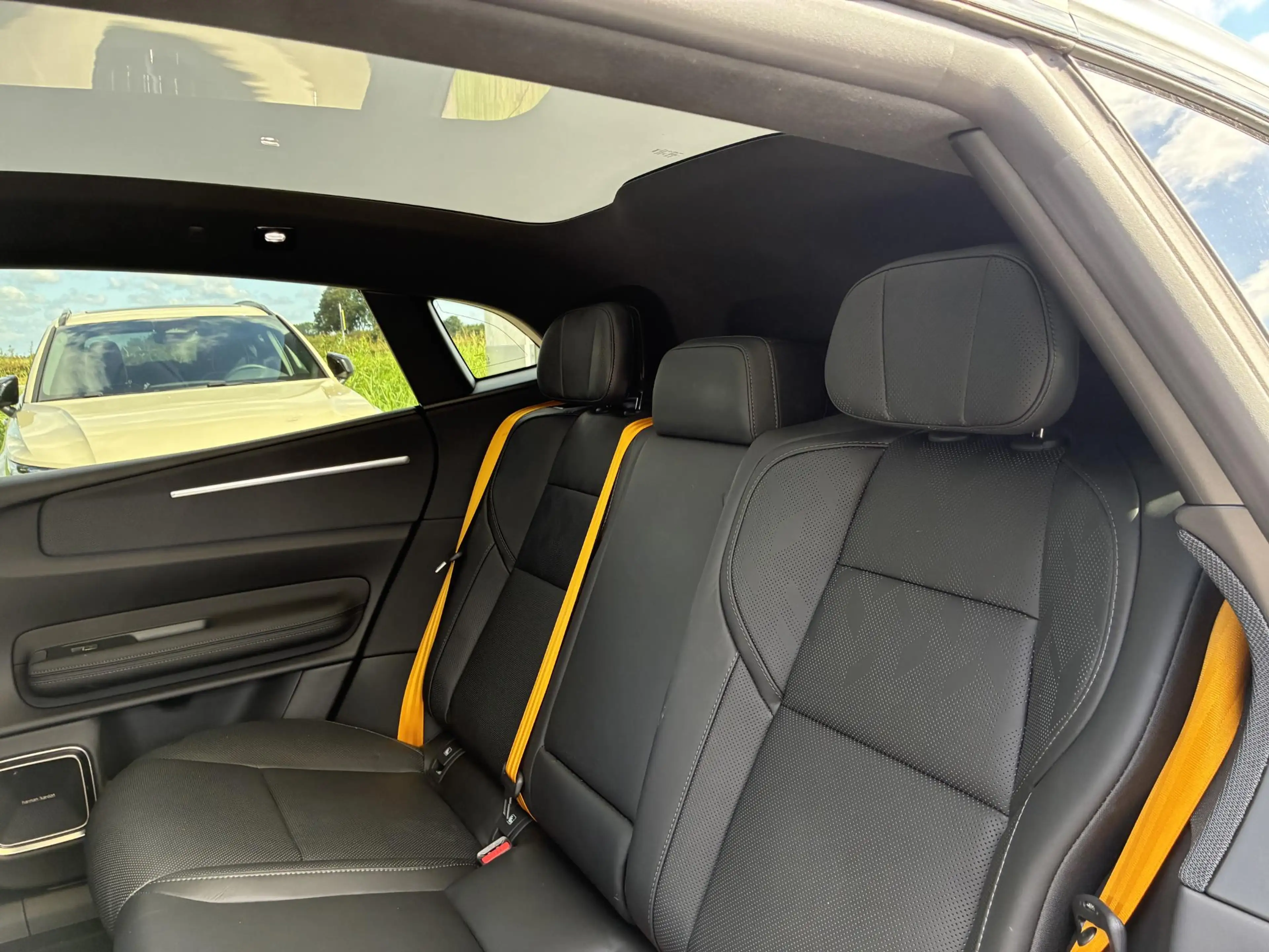 Polestar 4 Long Range Dual motor Performance Plus 100 kWh Per — photo 15