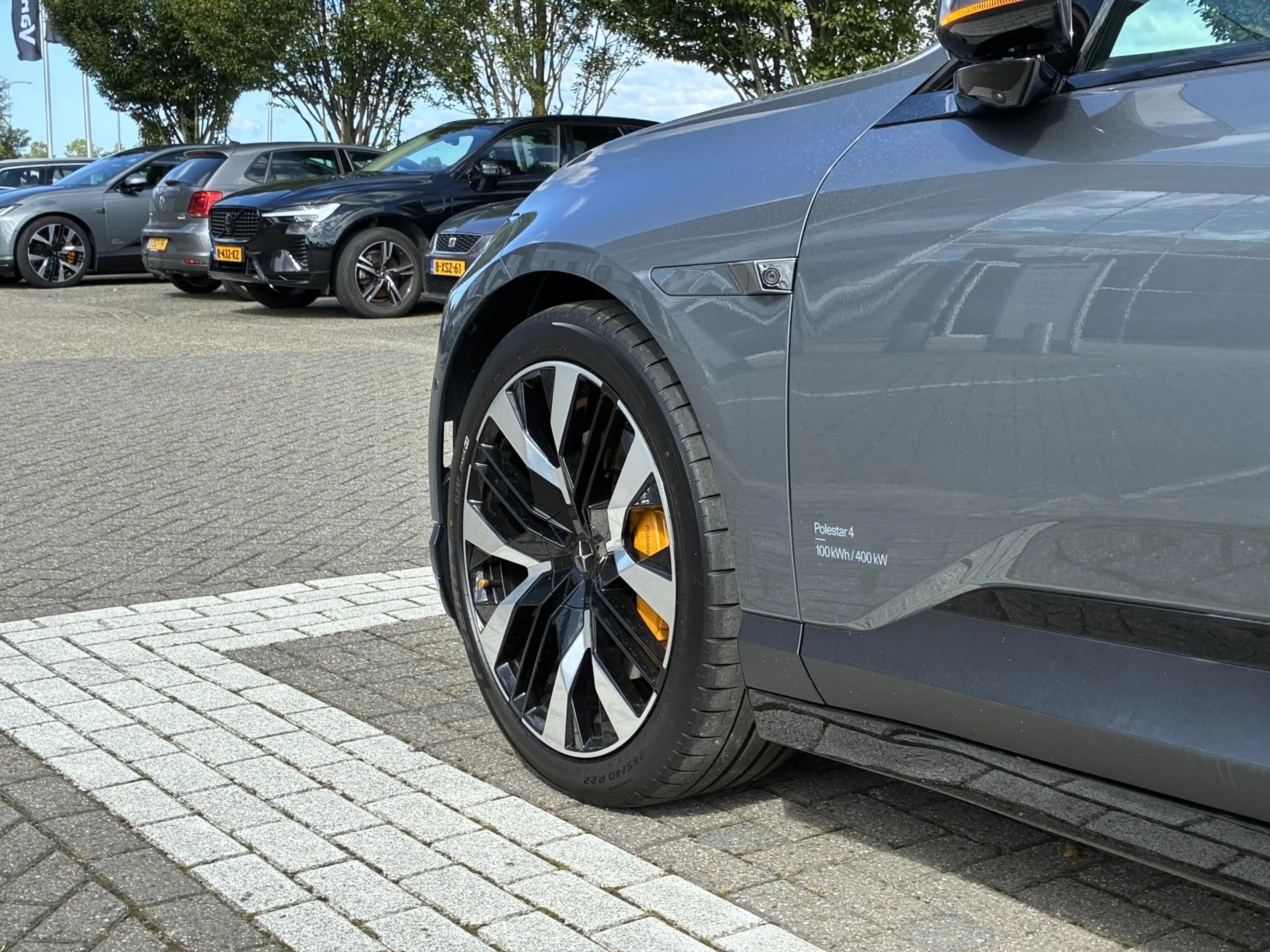 Polestar 4 Long Range Dual motor Performance Plus 100 kWh Per — photo 4