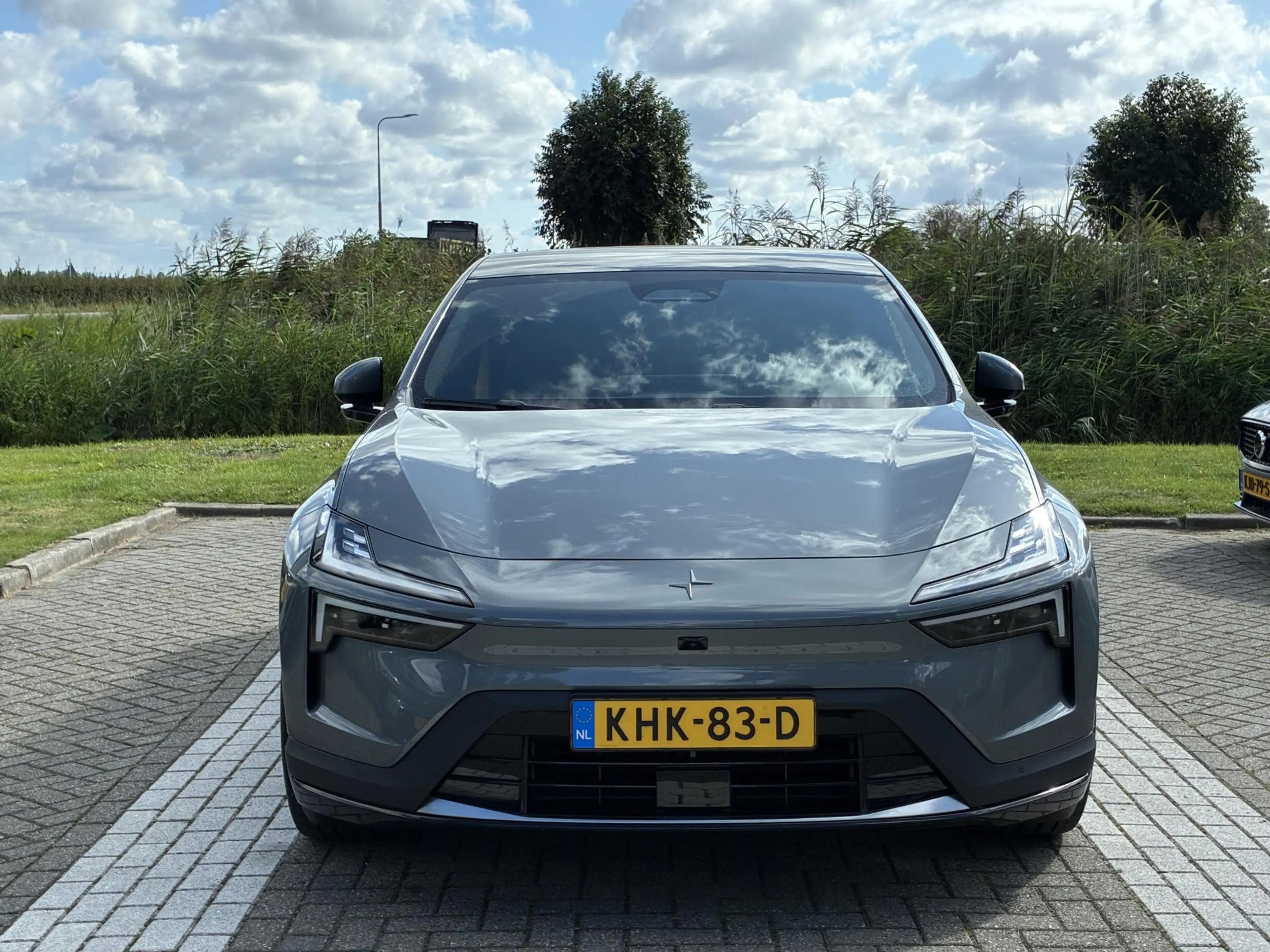 Polestar 4 Long Range Dual motor Performance Plus 100 kWh Per — photo 2