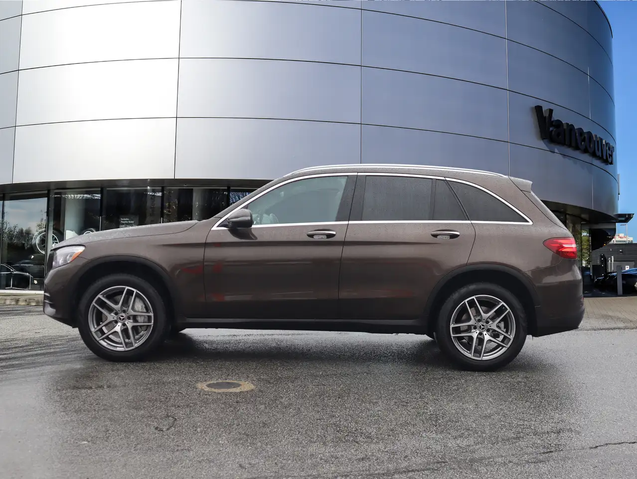 Mercedes-Benz GLC снимка Mercedes-Benz GLC