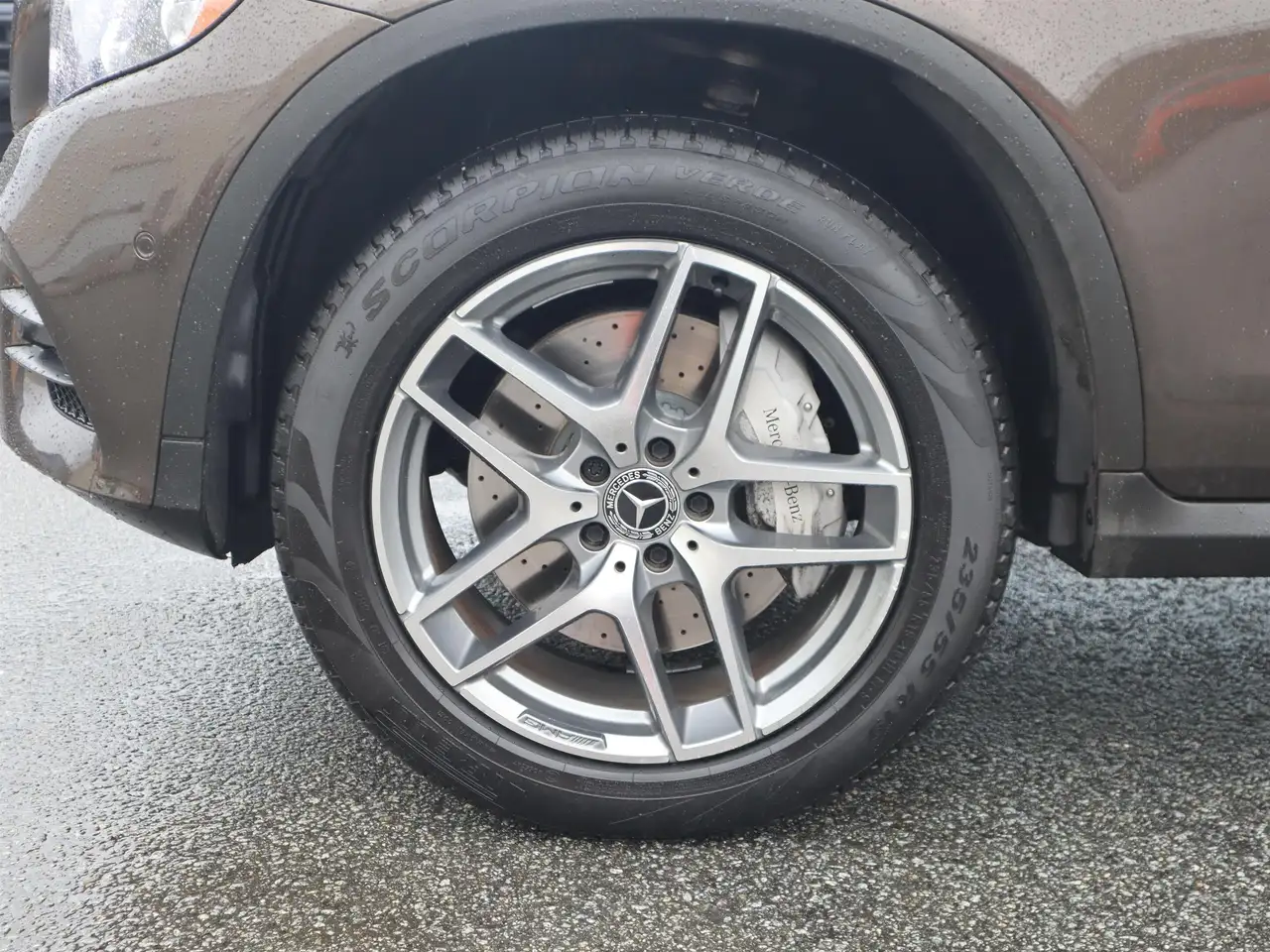 Mercedes-Benz GLC снимка Mercedes-Benz GLC