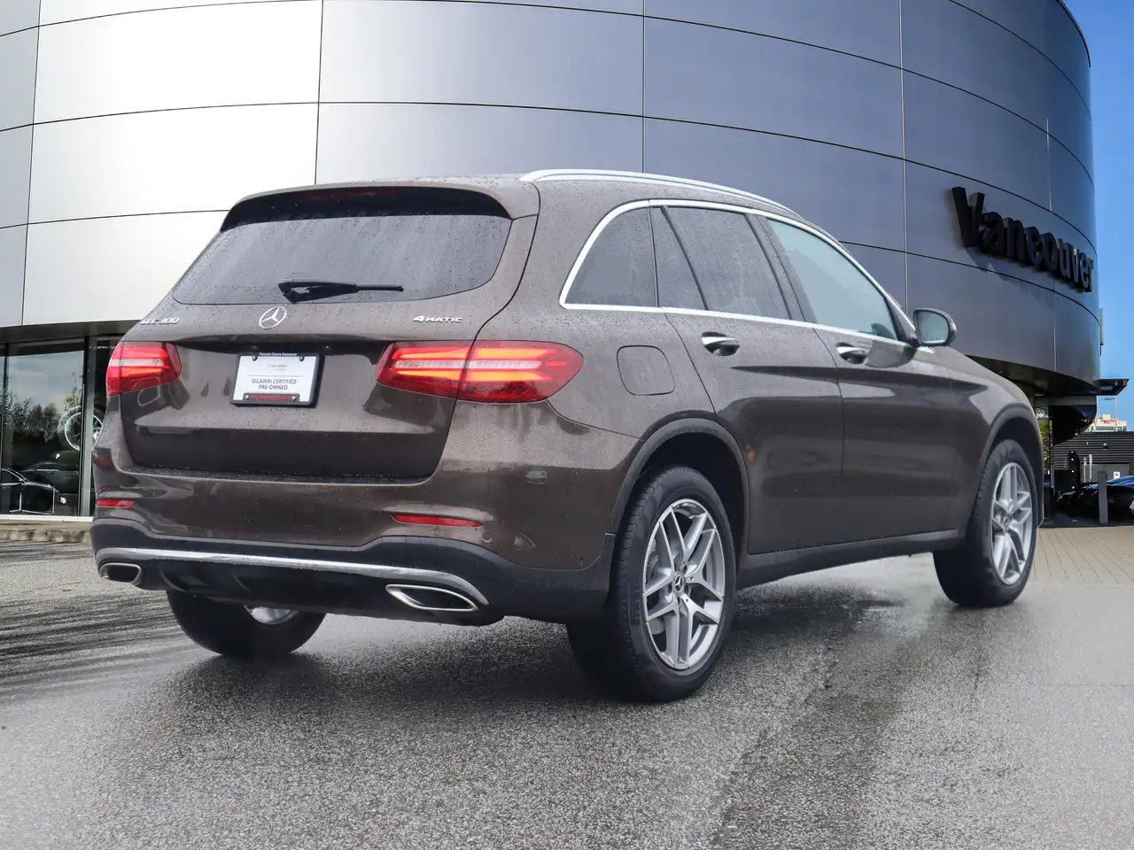Mercedes-Benz GLC снимка Mercedes-Benz GLC