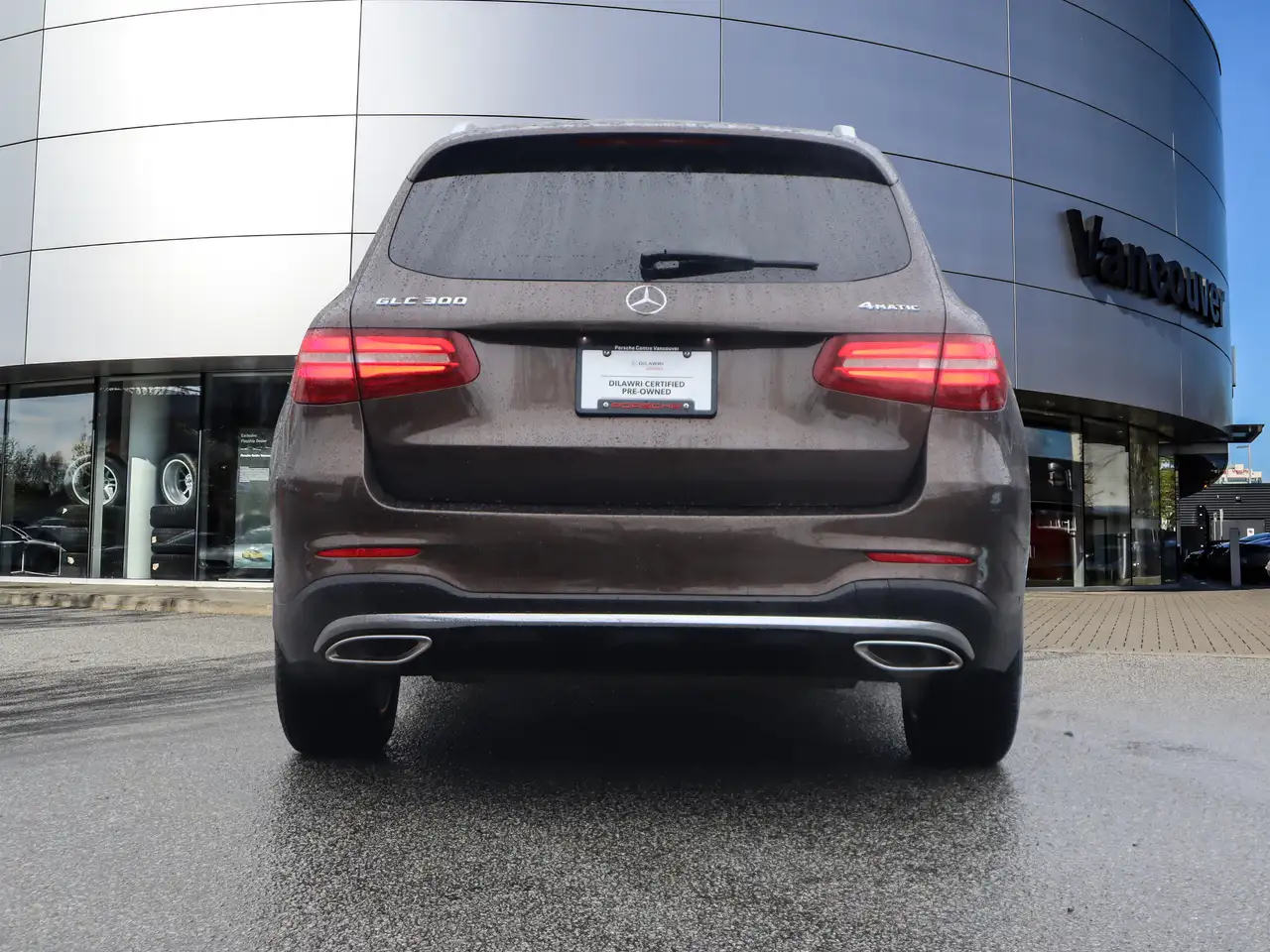 Mercedes-Benz GLC снимка Mercedes-Benz GLC