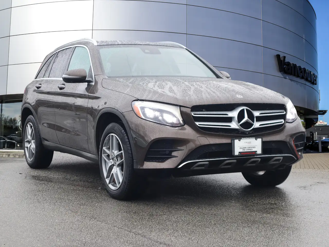 Mercedes-Benz GLC снимка Mercedes-Benz GLC