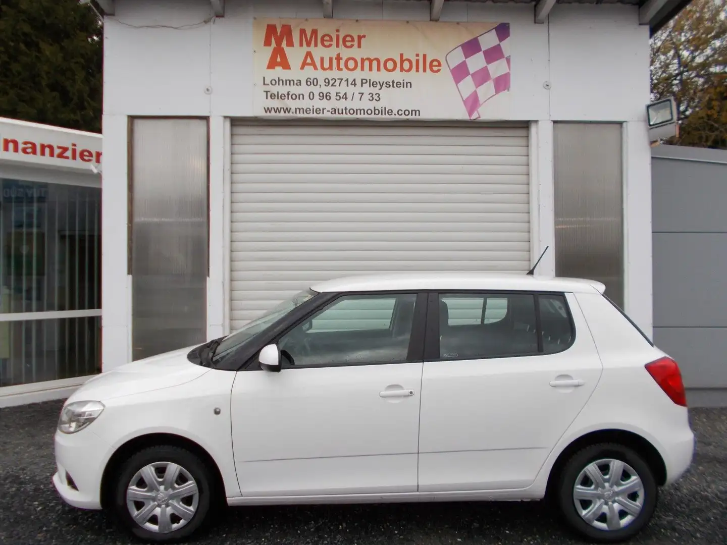 Skoda Fabia Active Blanc - 1